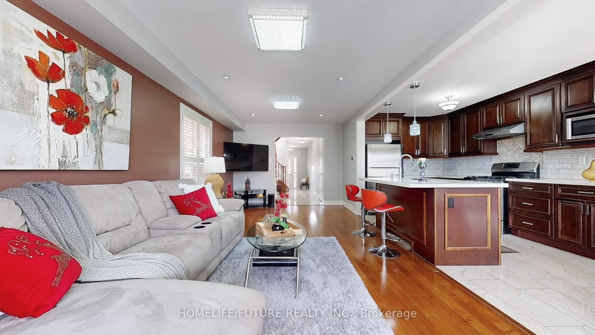Photo 10 of 11 Andriana Crescent, Markham, Box Grove — HOMEH
