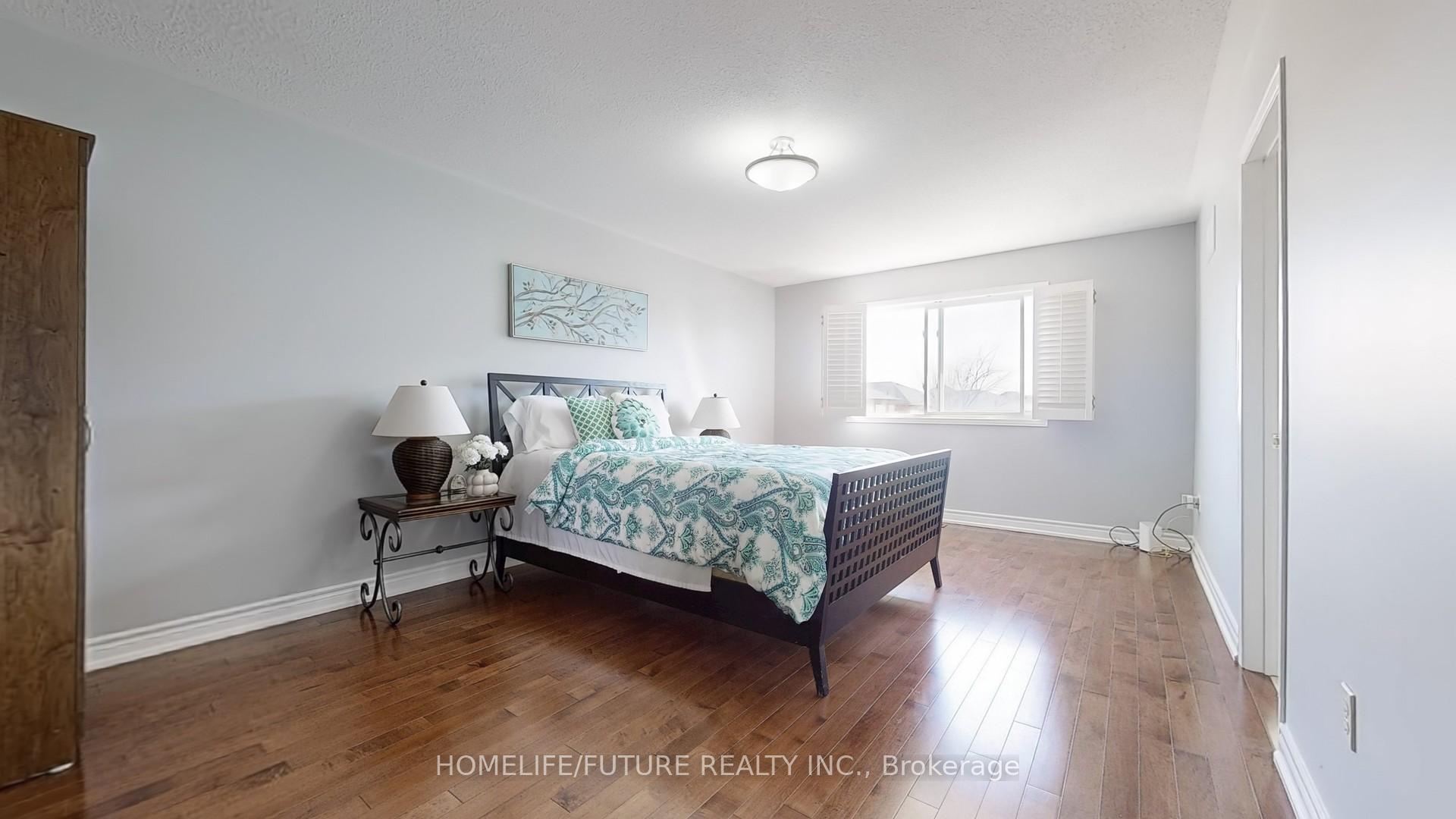 Photo 25 of 11 Andriana Crescent, Markham, Box Grove — HOMEH