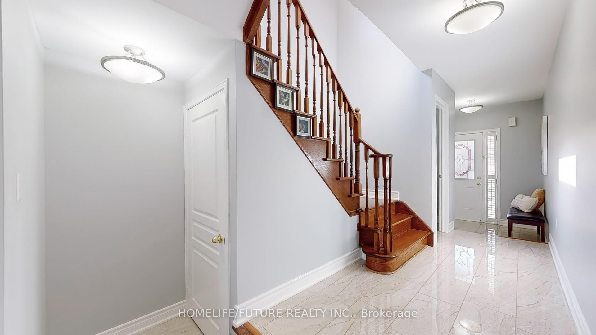 Photo 34 of 11 Andriana Crescent, Markham, Box Grove — HOMEH