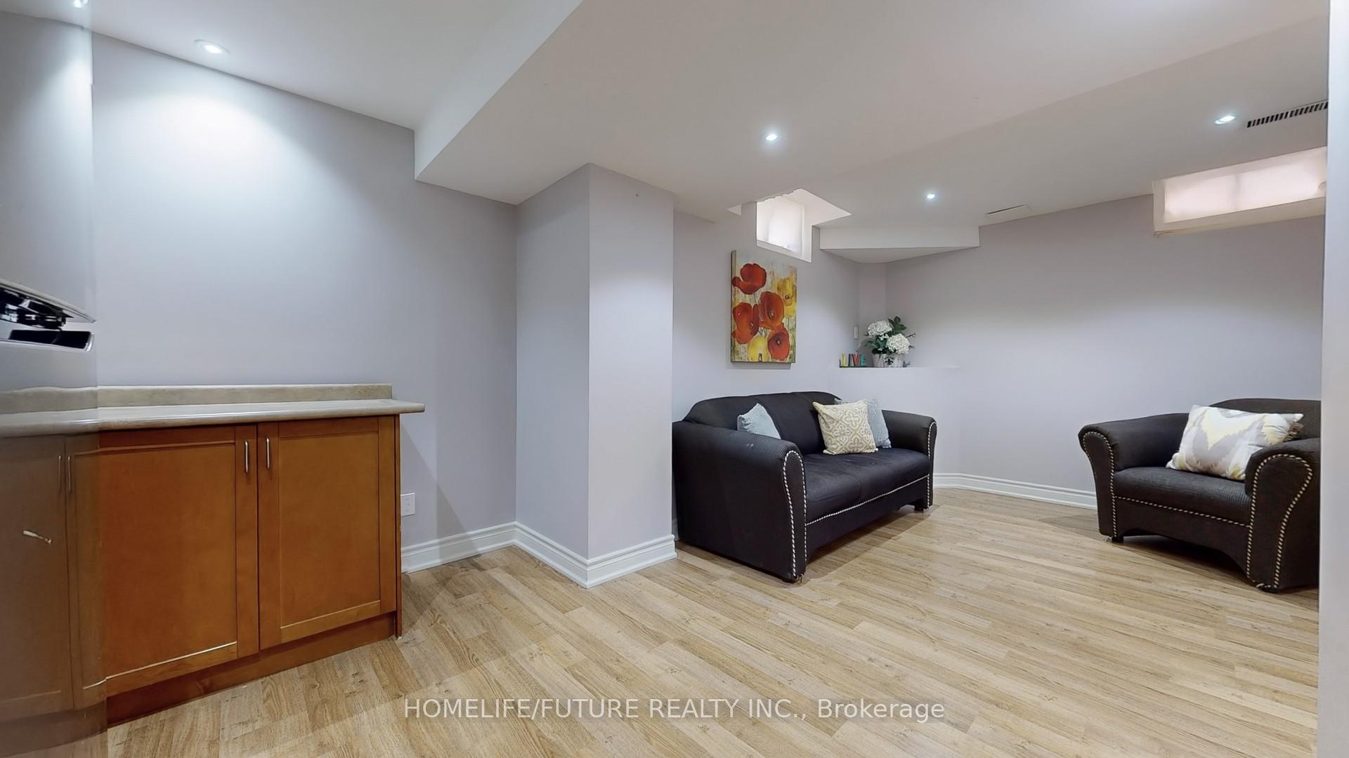 Photo 39 of 11 Andriana Crescent, Markham, Box Grove — HOMEH