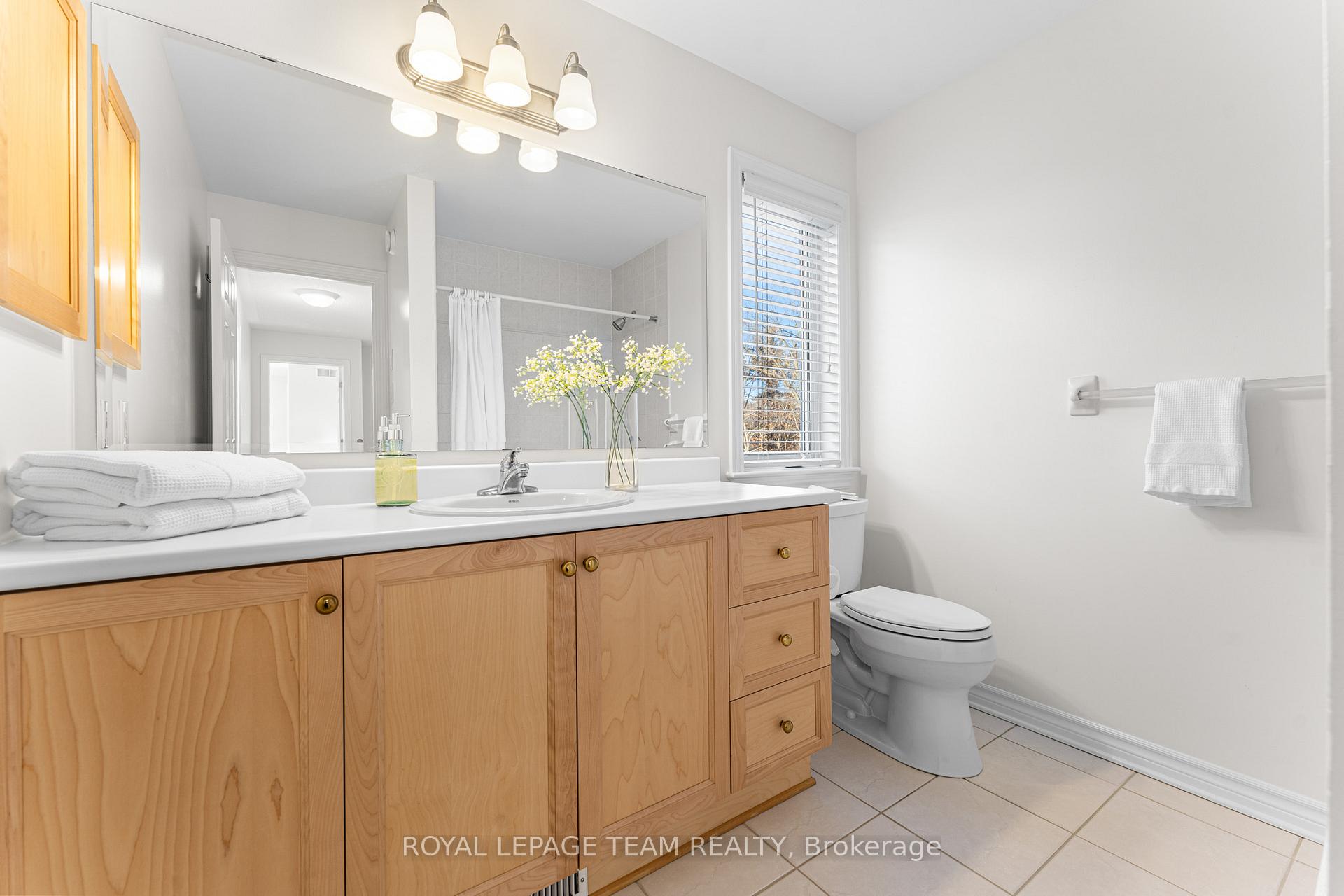 Photo 32 of 90 Osprey Crescent, Ottawa, Kanata - Bridlewood — HOMEH