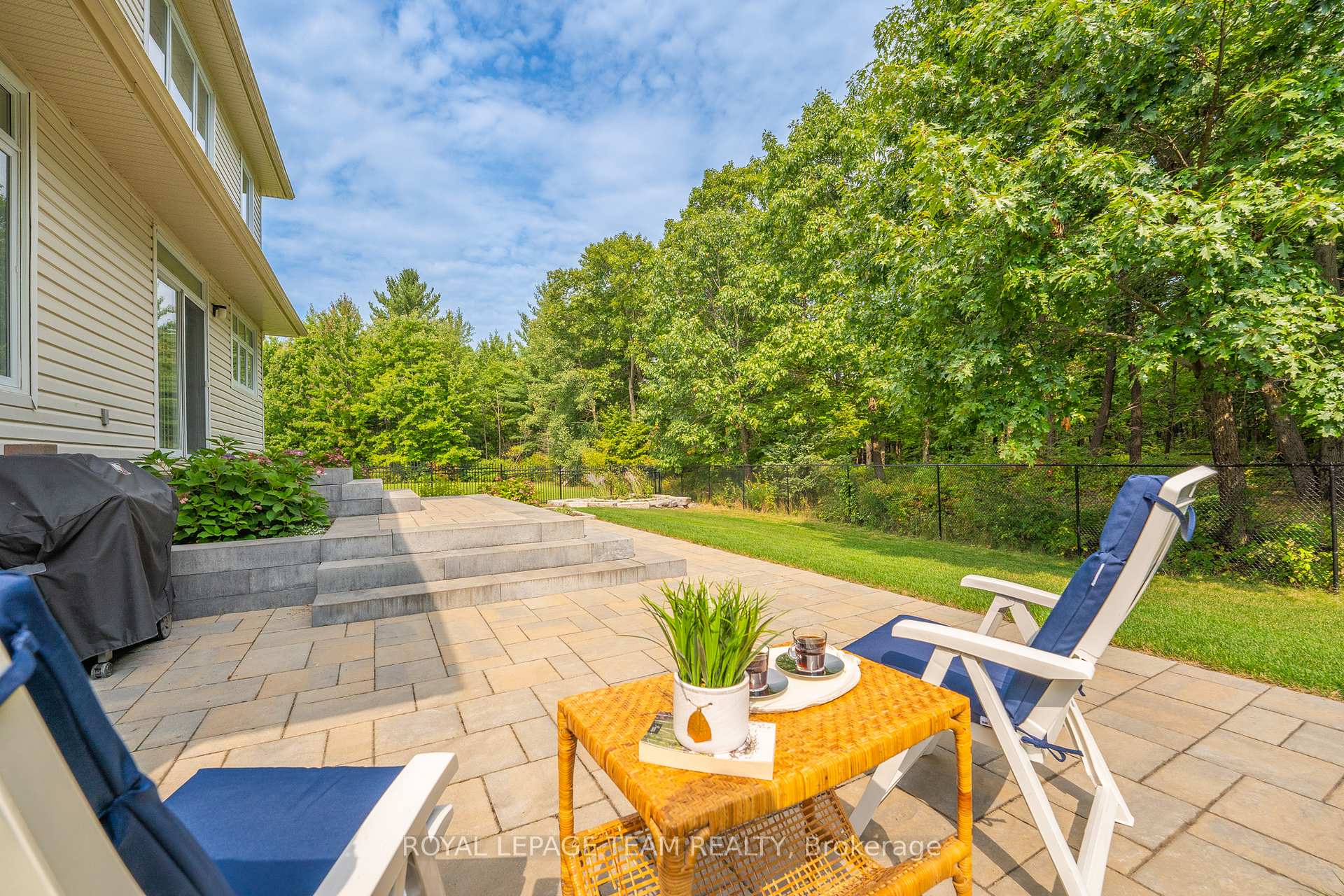 Photo 37 of 90 Osprey Crescent, Ottawa, Kanata - Bridlewood — HOMEH