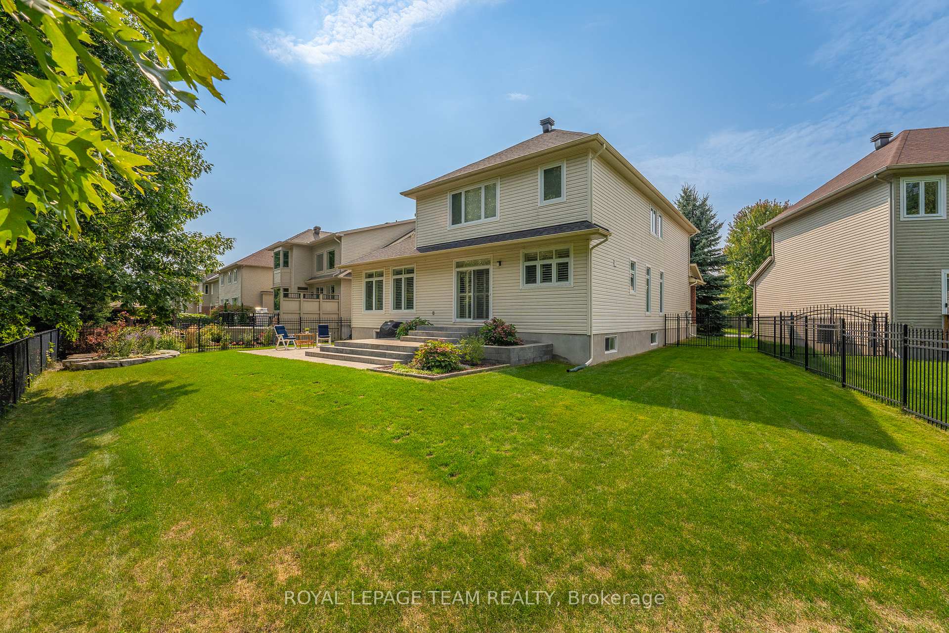 Photo 38 of 90 Osprey Crescent, Ottawa, Kanata - Bridlewood — HOMEH