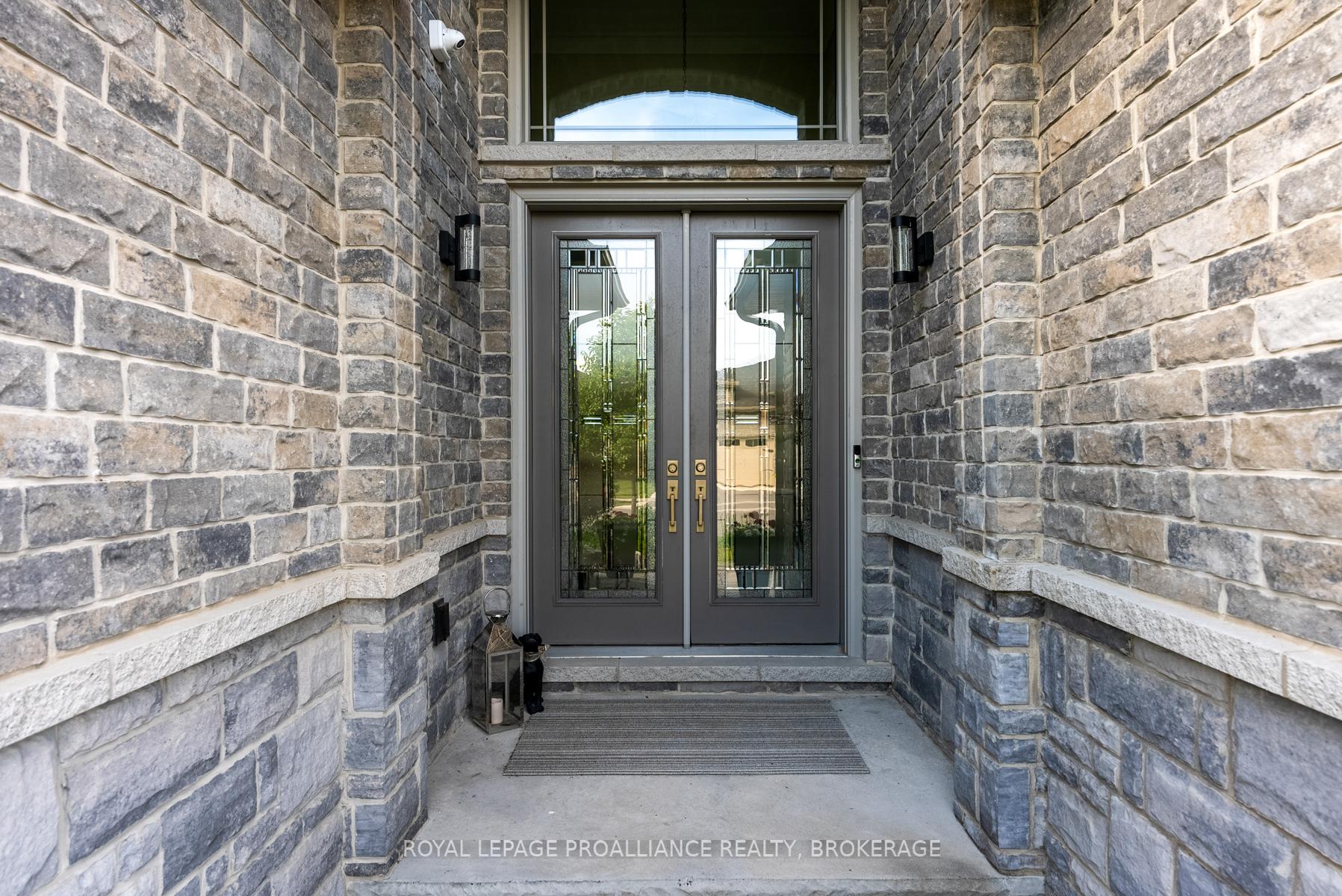Photo 4 of 198 Pauline Tom Avenue, Kingston, Kingston East (Incl Barret Crt) — HOMEH