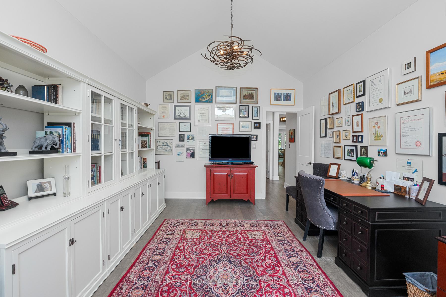 Photo 10 of 198 Pauline Tom Avenue, Kingston, Kingston East (Incl Barret Crt) — HOMEH