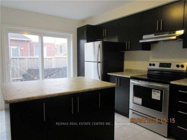 Photo 3 of 582 Laking Terrace, Milton, Clarke — HOMEH
