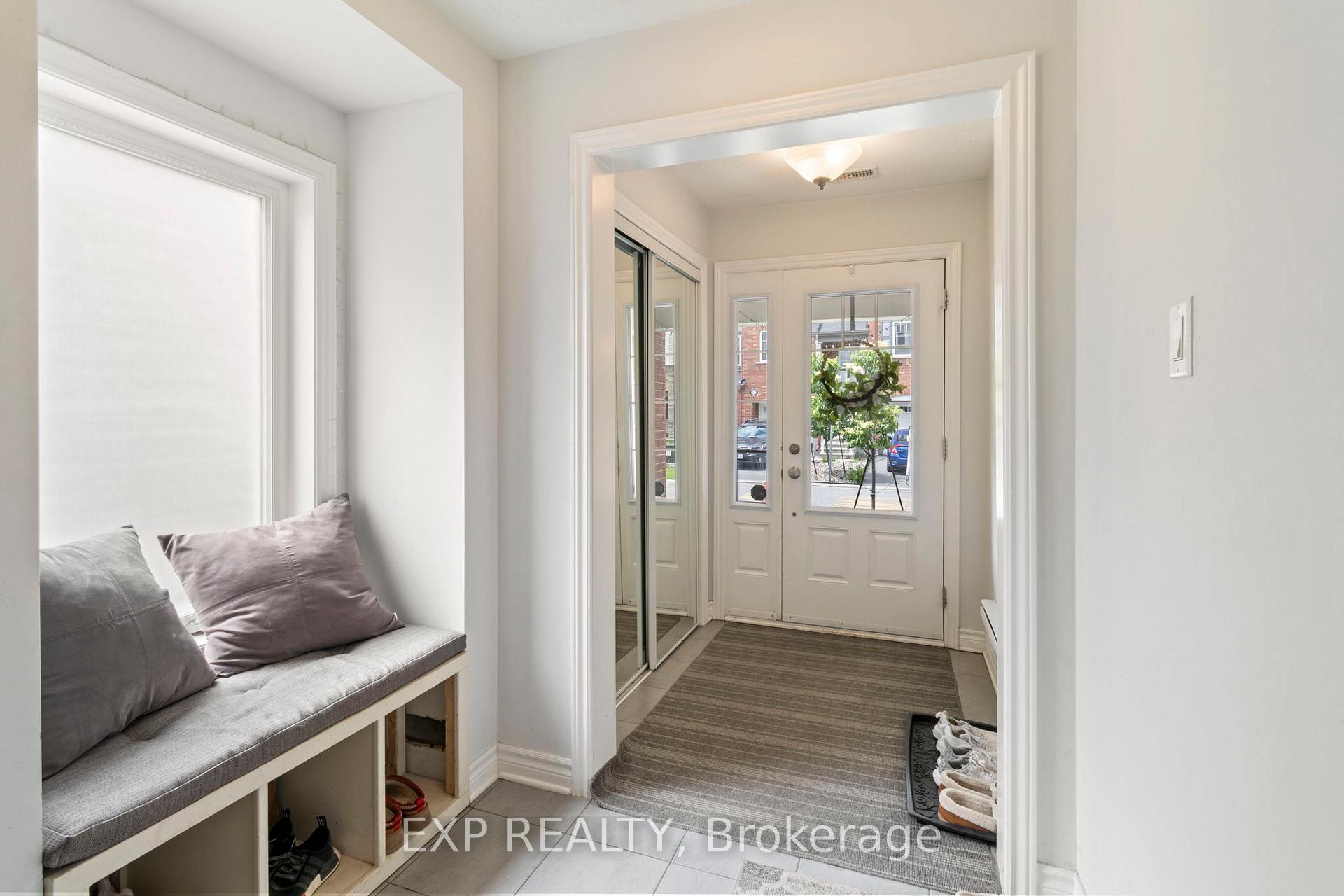Photo 3 of 123 Gelderland, Ottawa, Kanata - Emerald Meadows/Trailwest — HOMEH