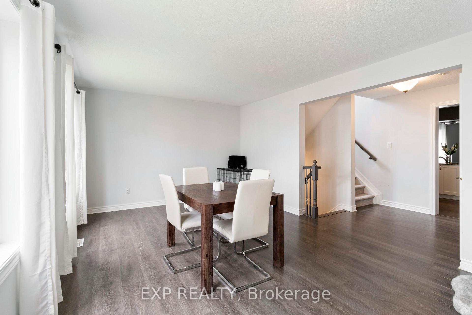Photo 9 of 123 Gelderland, Ottawa, Kanata - Emerald Meadows/Trailwest — HOMEH
