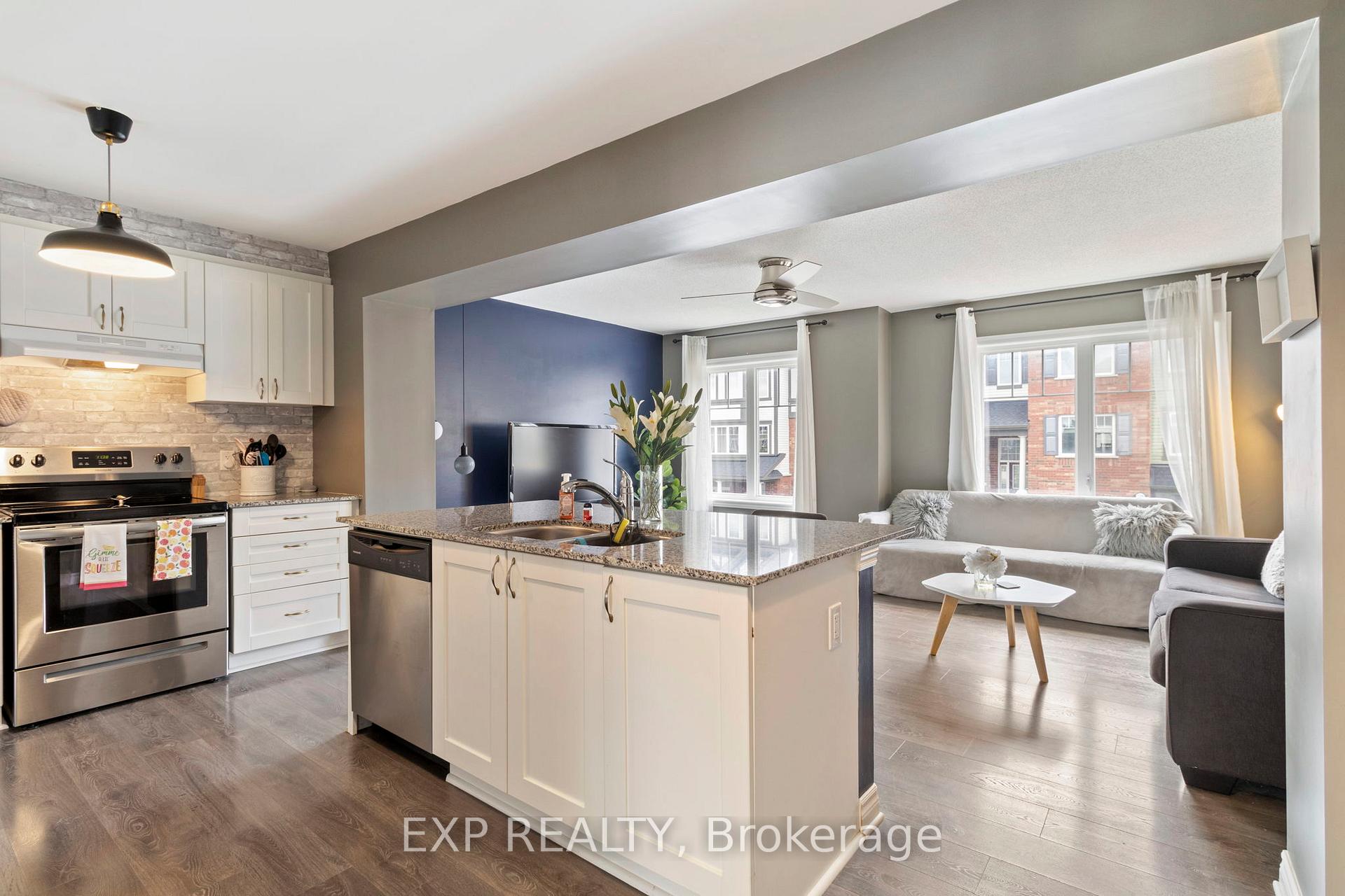 Photo 11 of 123 Gelderland, Ottawa, Kanata - Emerald Meadows/Trailwest — HOMEH