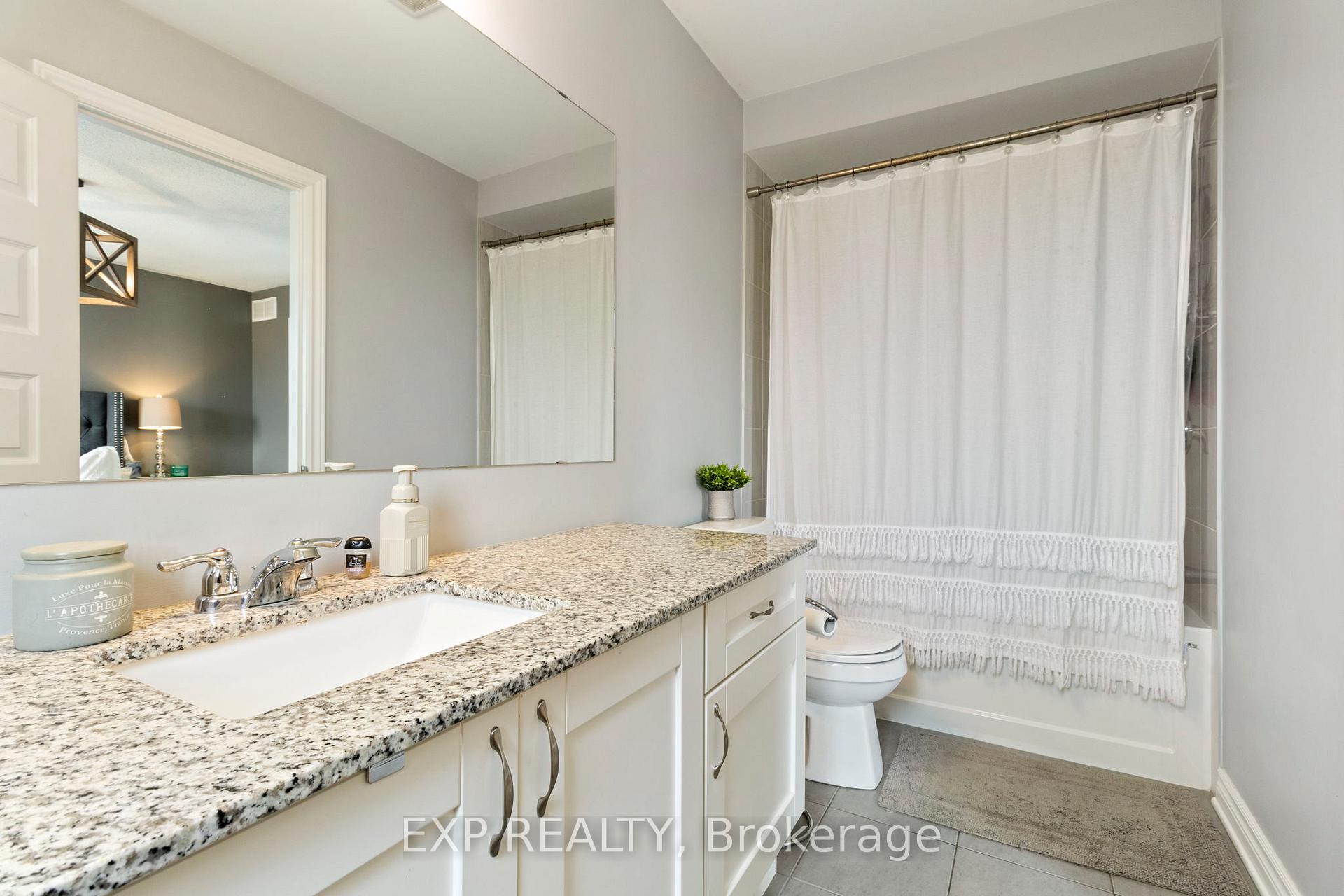 Photo 18 of 123 Gelderland, Ottawa, Kanata - Emerald Meadows/Trailwest — HOMEH