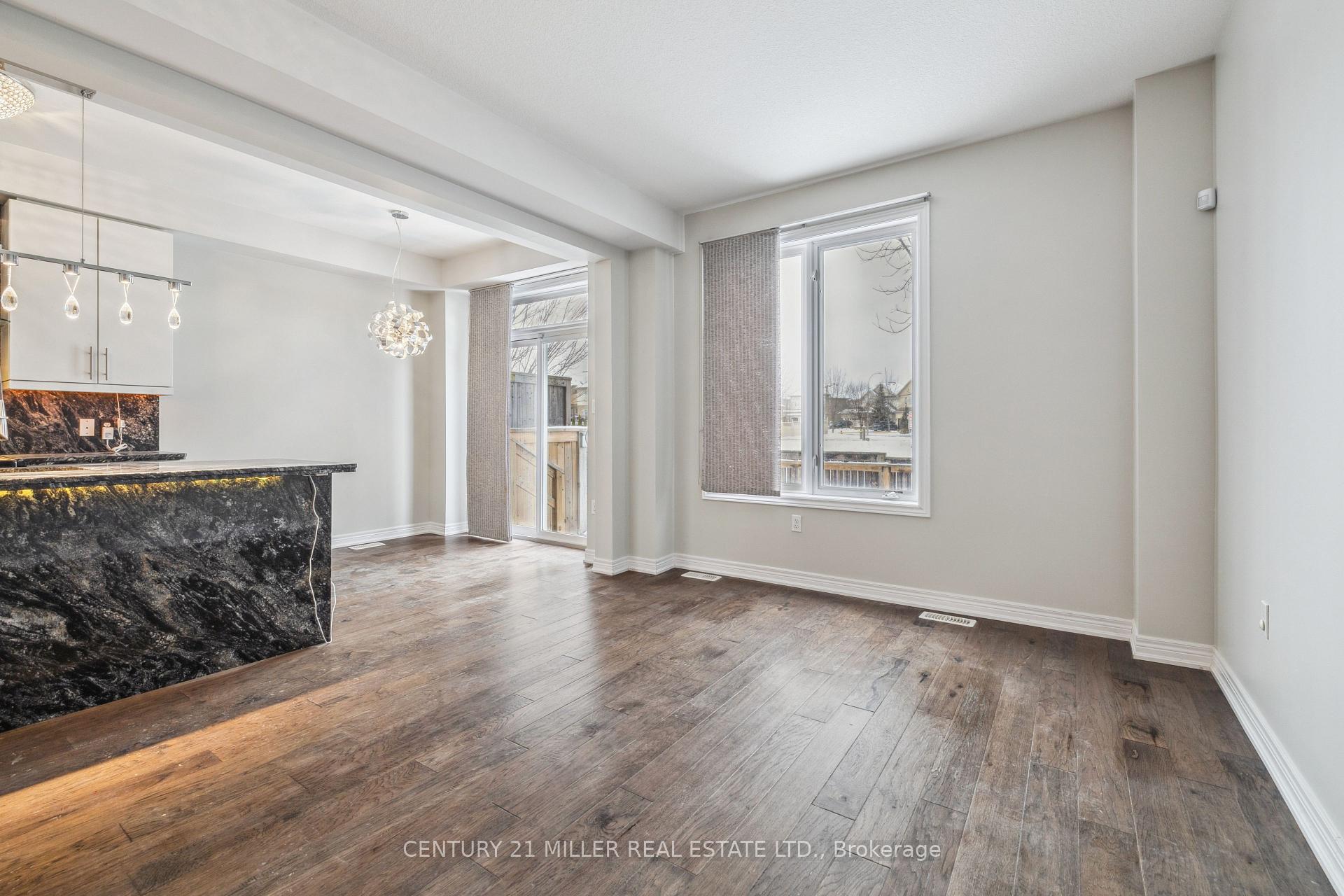 Photo 11 of Unit 4, 90 Raymond Road, Hamilton, Meadowlands — HOMEH