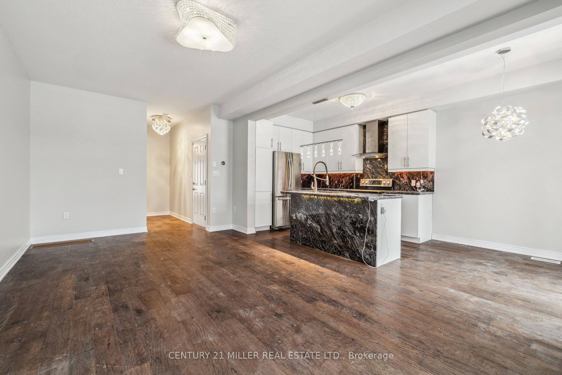 Photo 12 of Unit 4, 90 Raymond Road, Hamilton, Meadowlands — HOMEH
