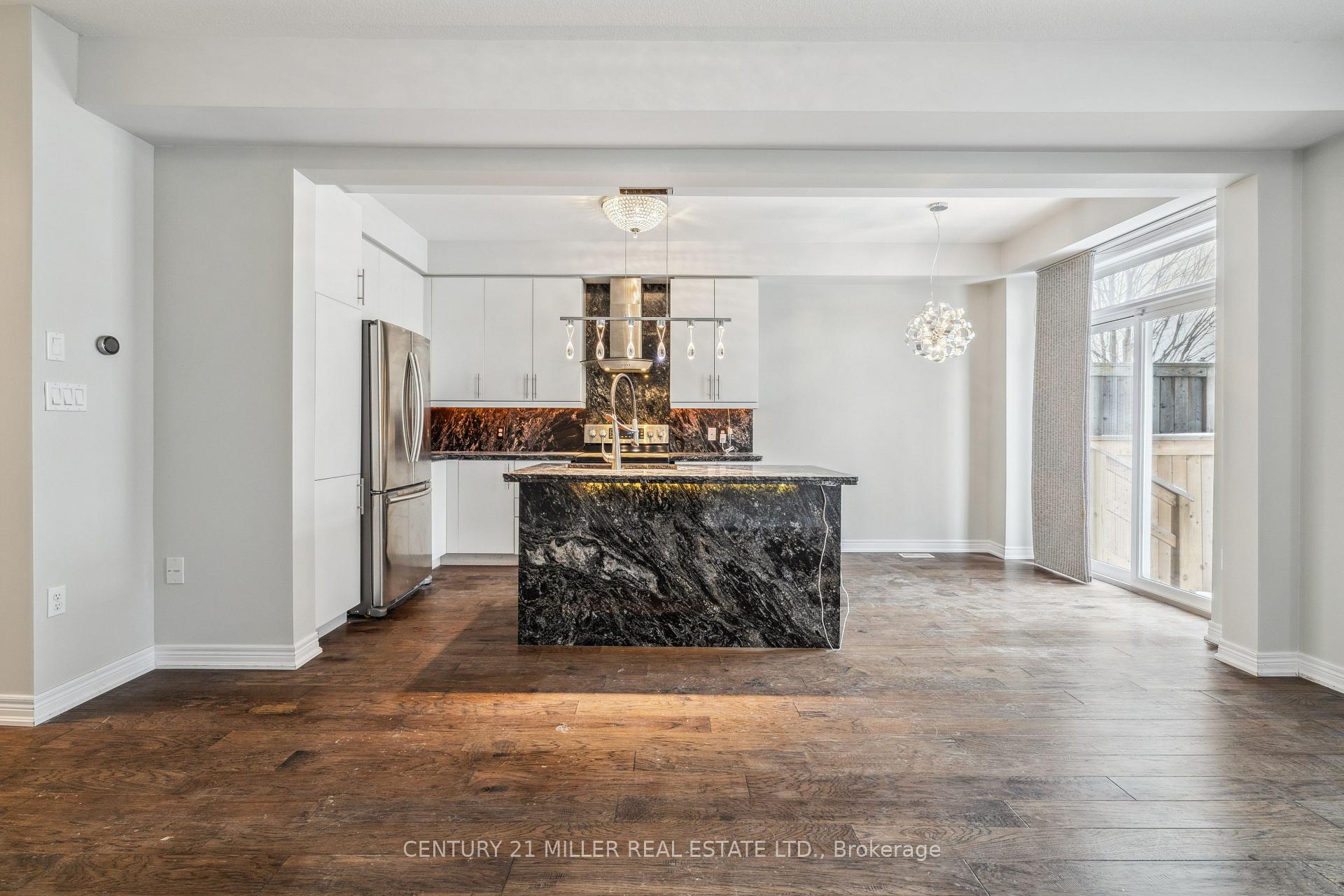 Photo 13 of Unit 4, 90 Raymond Road, Hamilton, Meadowlands — HOMEH