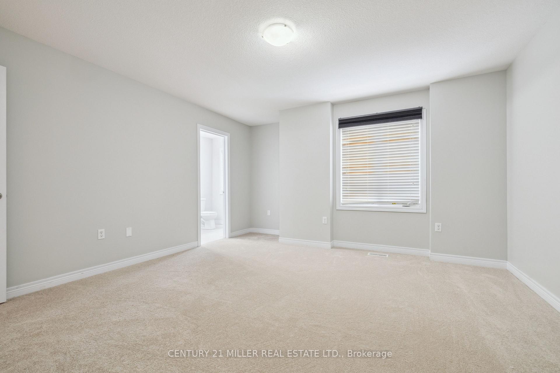 Photo 24 of Unit 4, 90 Raymond Road, Hamilton, Meadowlands — HOMEH