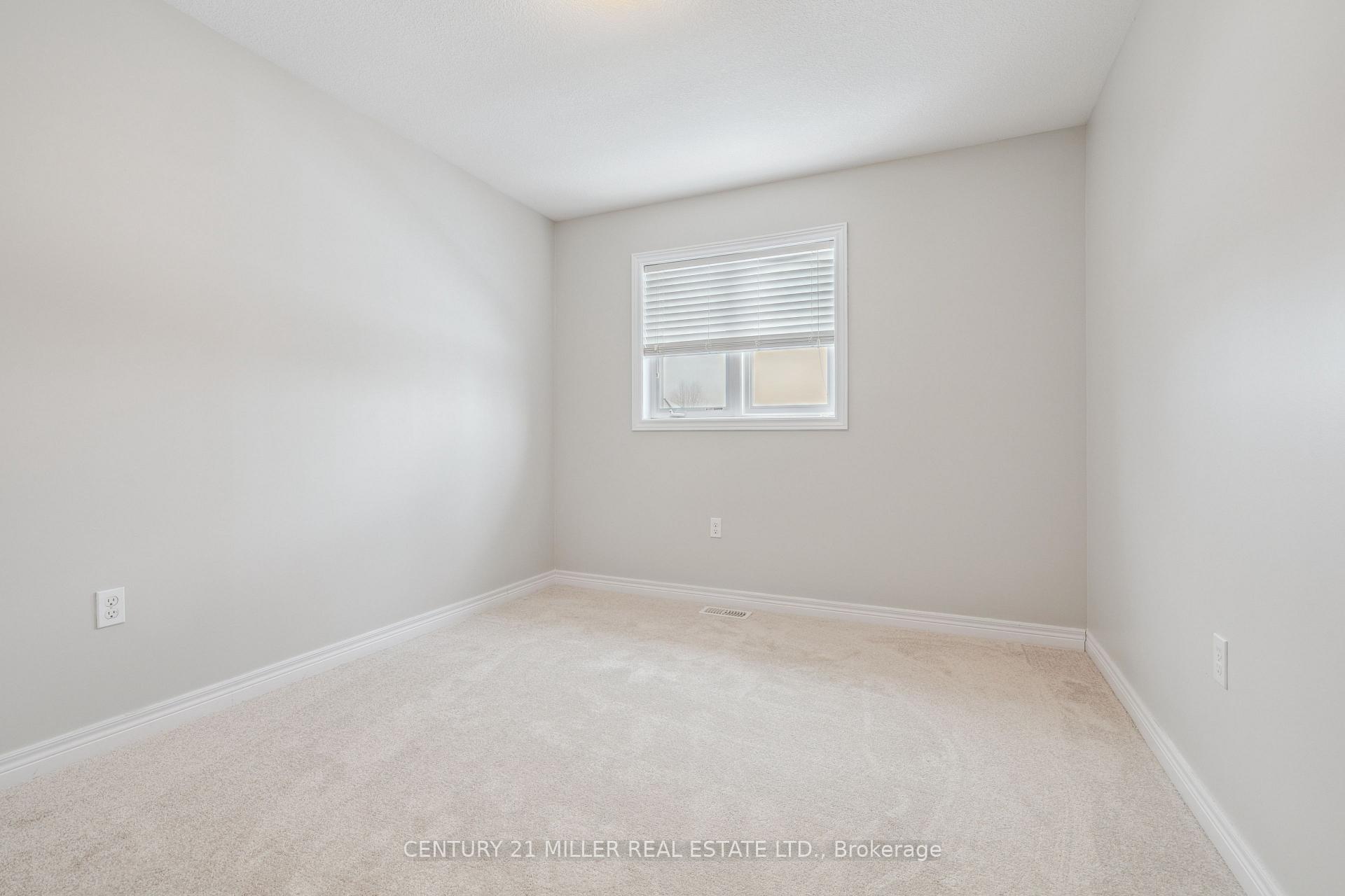 Photo 26 of Unit 4, 90 Raymond Road, Hamilton, Meadowlands — HOMEH