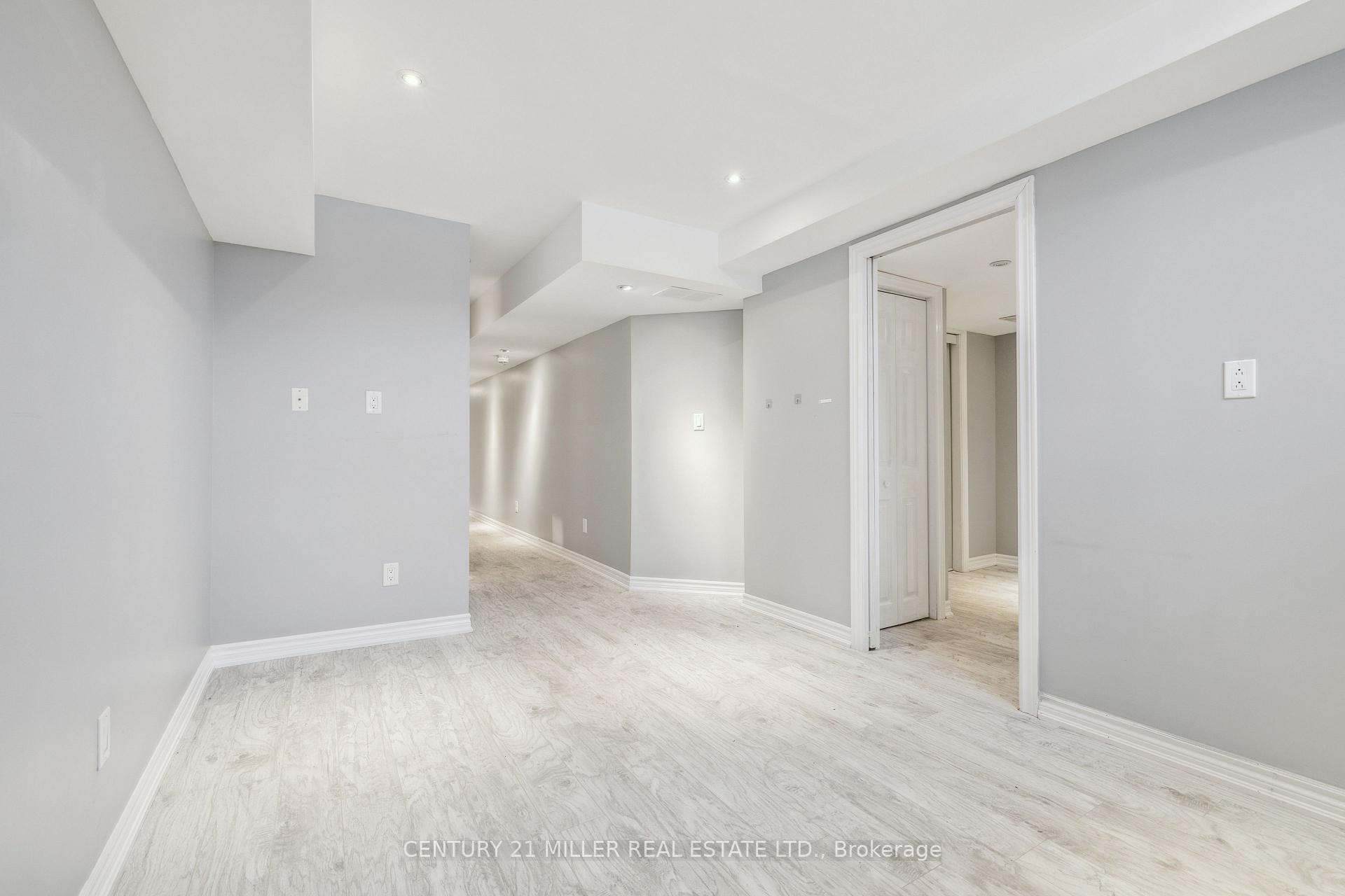 Photo 38 of Unit 4, 90 Raymond Road, Hamilton, Meadowlands — HOMEH