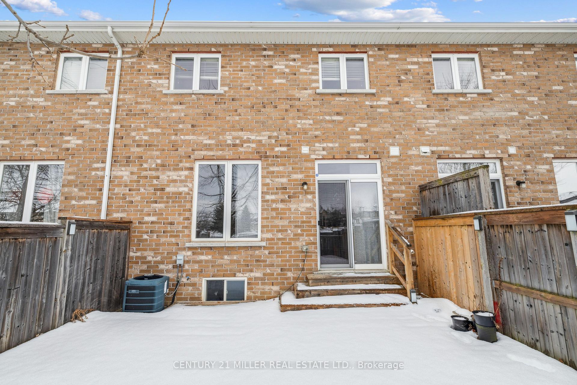 Photo 44 of Unit 4, 90 Raymond Road, Hamilton, Meadowlands — HOMEH