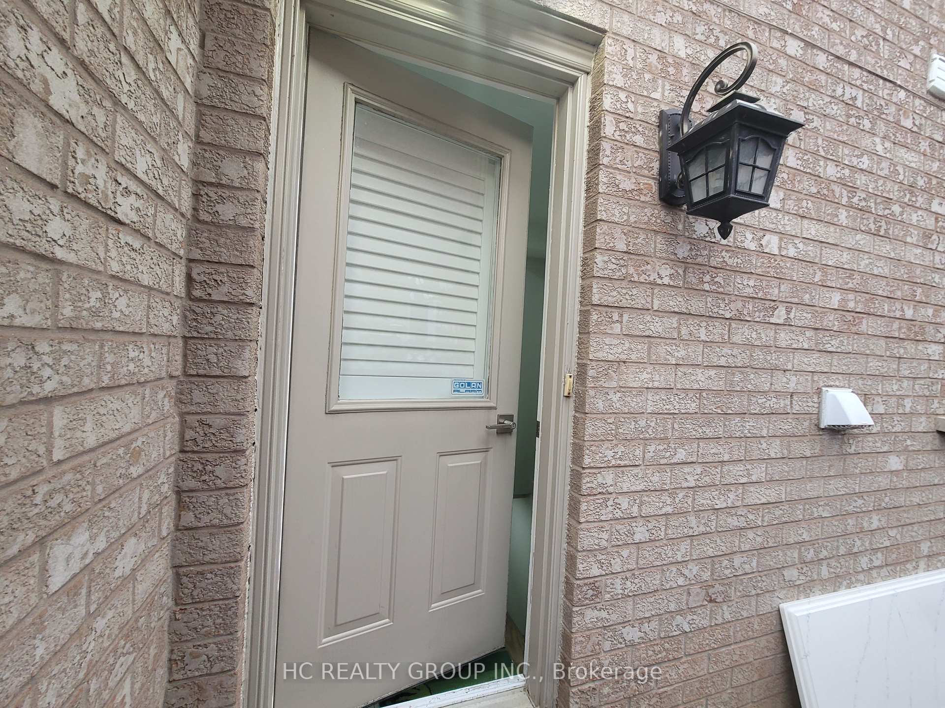 Photo 1 of 44 Dorothy Britton Drive, Markham, Middlefield — HOMEH