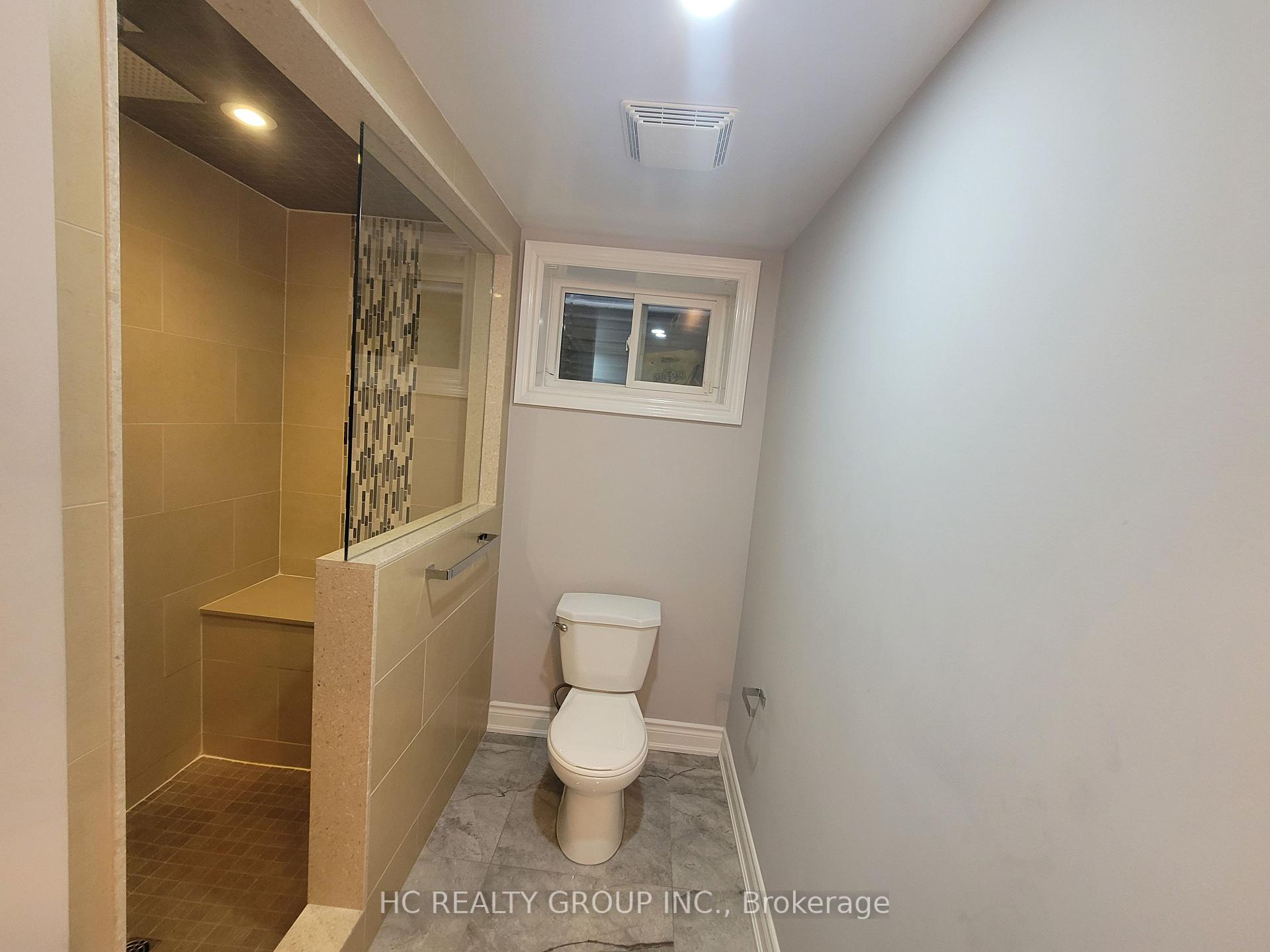 Photo 10 of 44 Dorothy Britton Drive, Markham, Middlefield — HOMEH