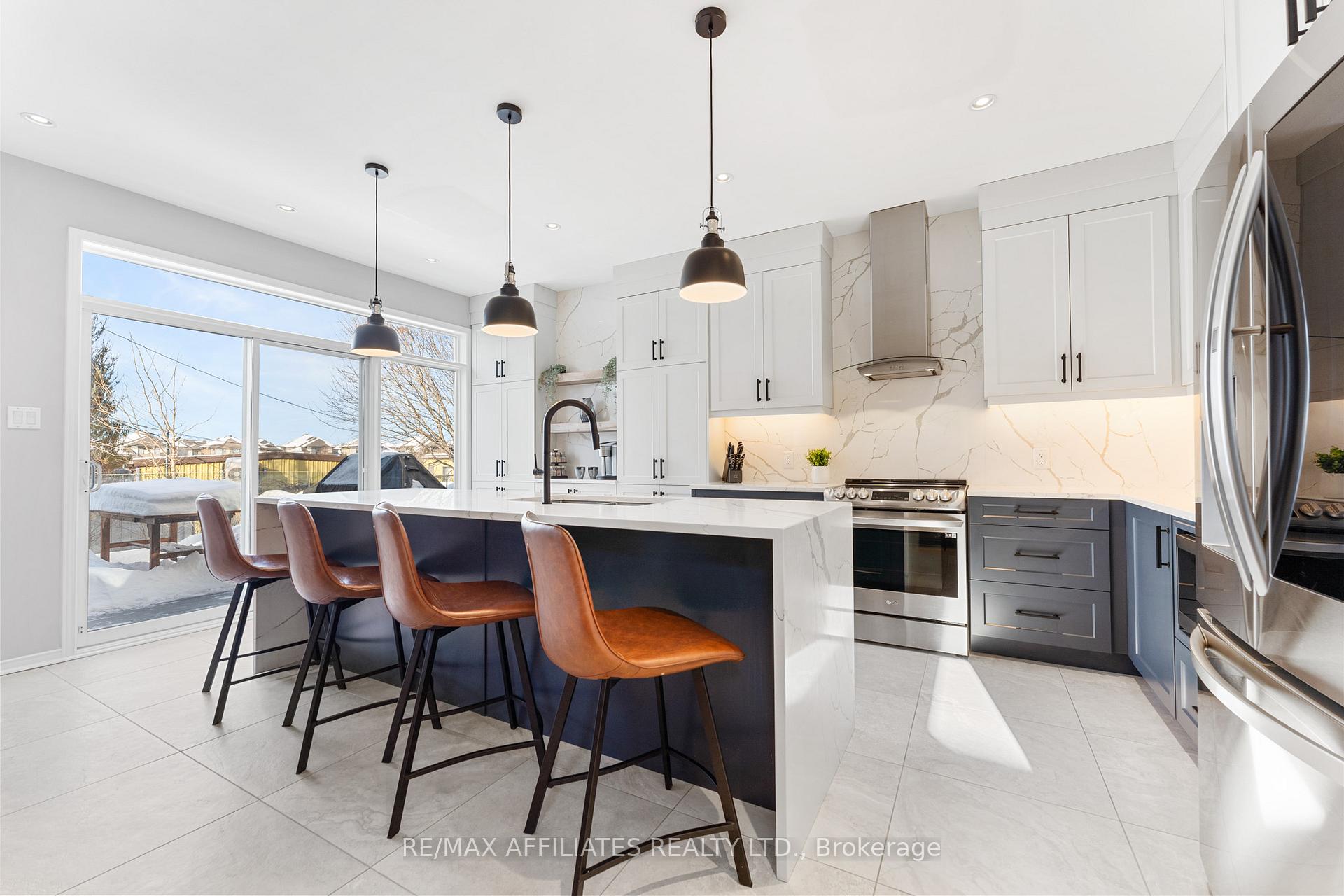 Photo 17 of 66 Glen Meadows Circle, Ottawa, Kanata - Emerald Meadows/Trailwest — HOMEH