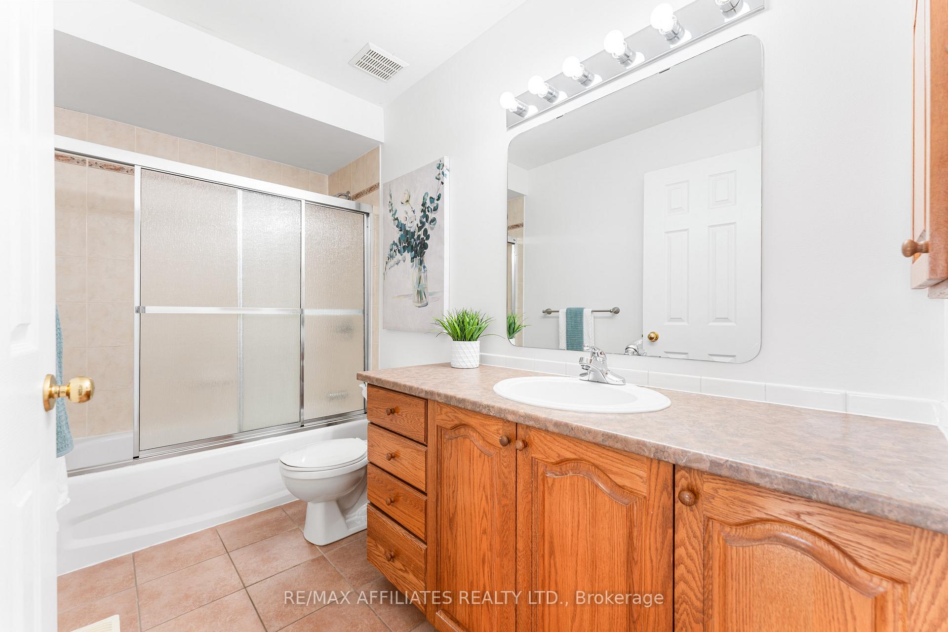 Photo 35 of 66 Glen Meadows Circle, Ottawa, Kanata - Emerald Meadows/Trailwest — HOMEH