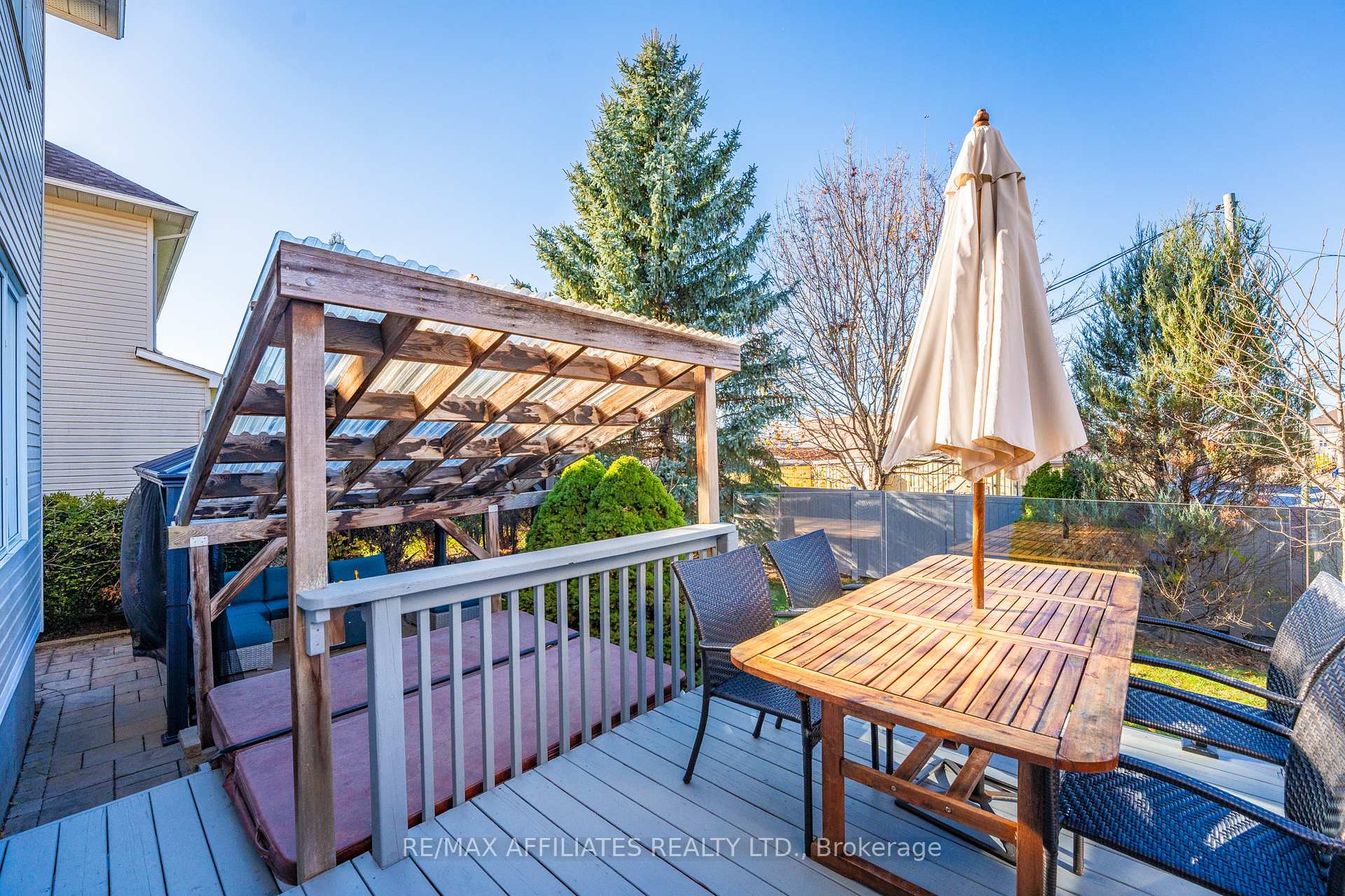 Photo 45 of 66 Glen Meadows Circle, Ottawa, Kanata - Emerald Meadows/Trailwest — HOMEH