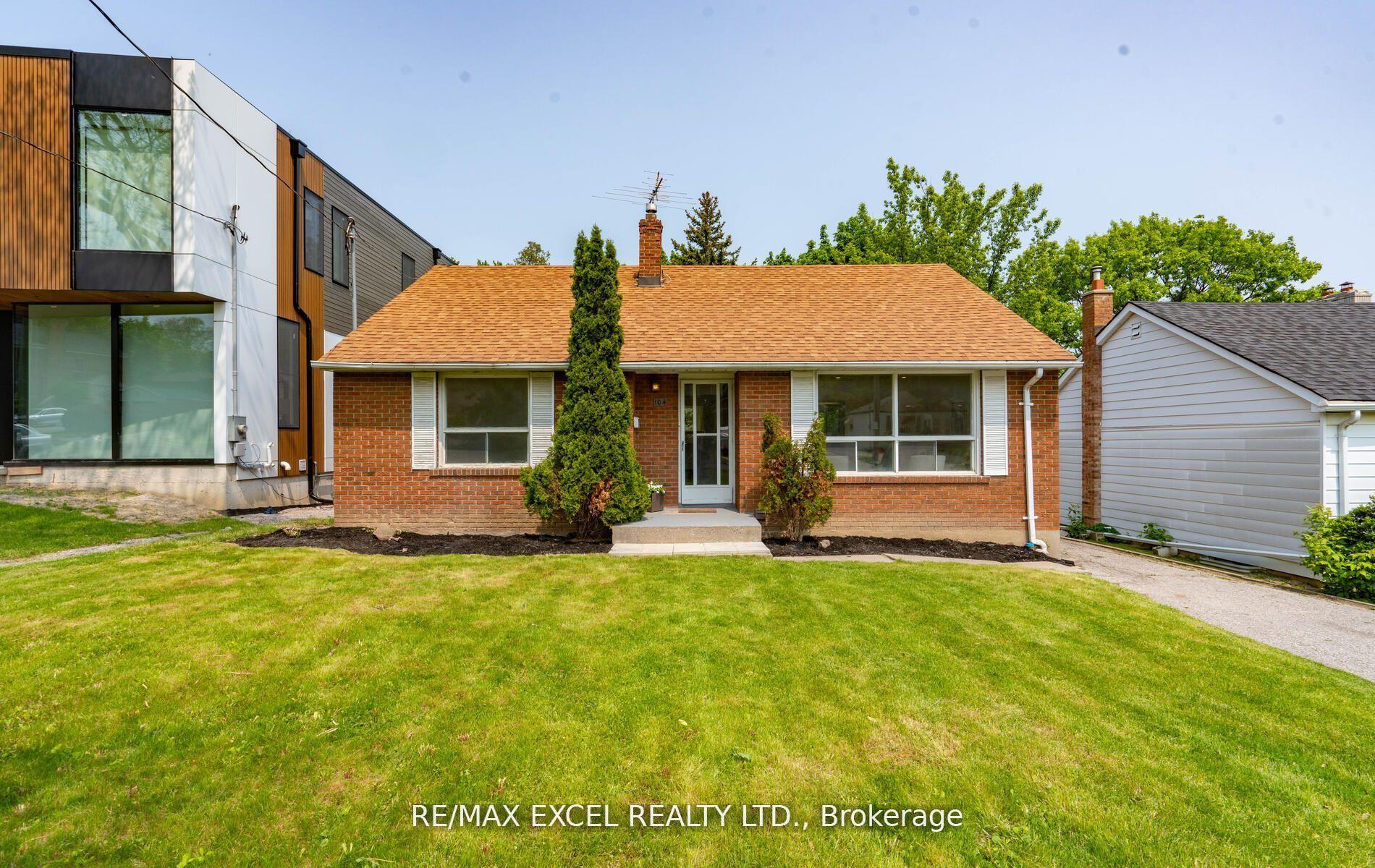 Front of 104 Highland Park Boulevard