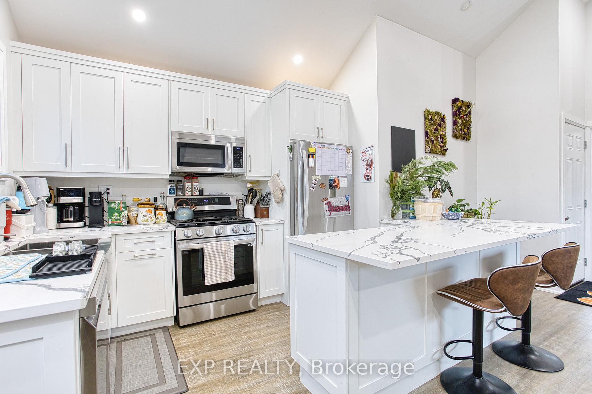 Photo 6 of 139 Deschene Avenue, Hamilton, Greeningdon — HOMEH