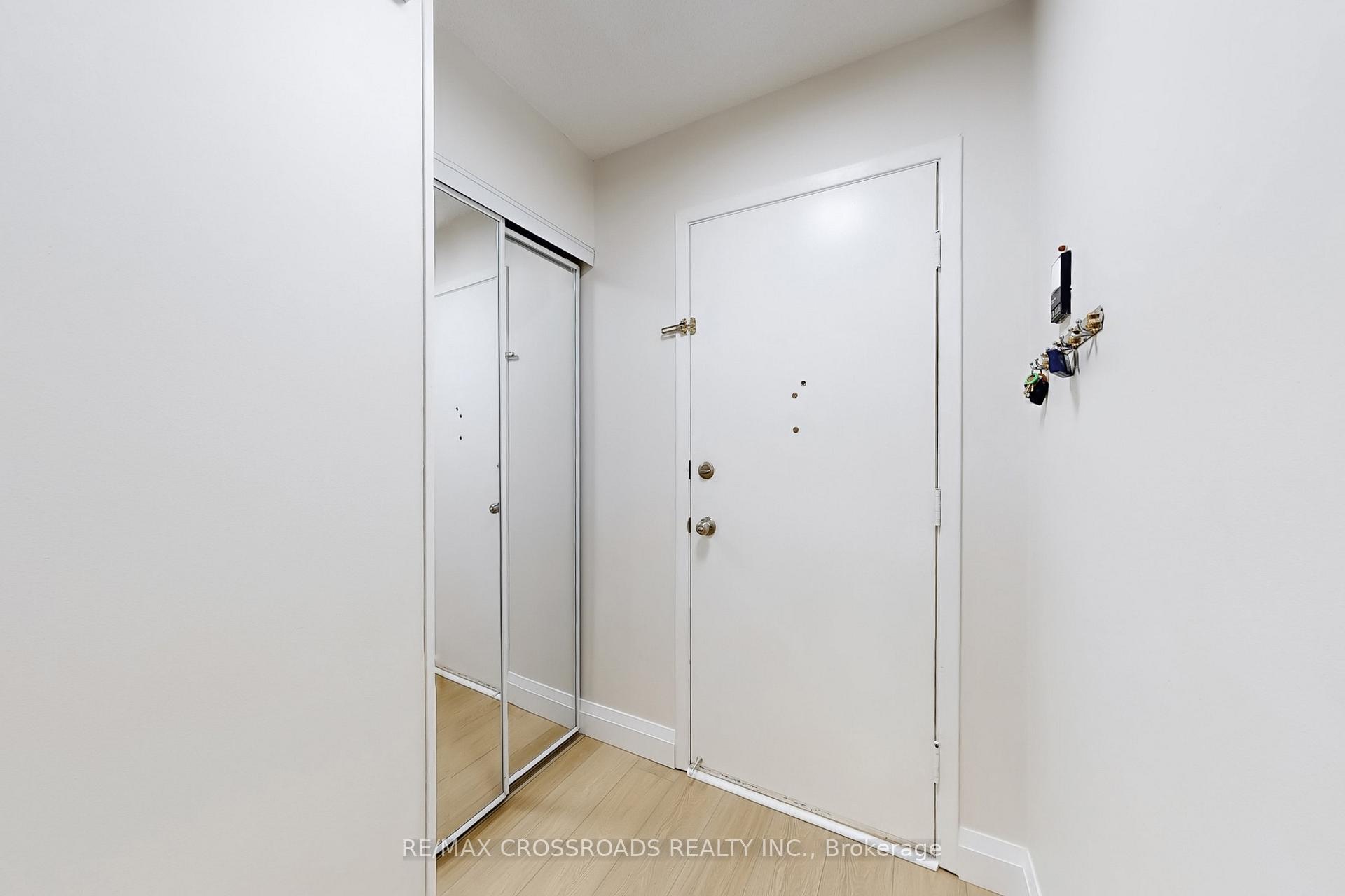 Photo 2 of 59 Sorrell Crescent, Markham, Milliken Mills East — HOMEH