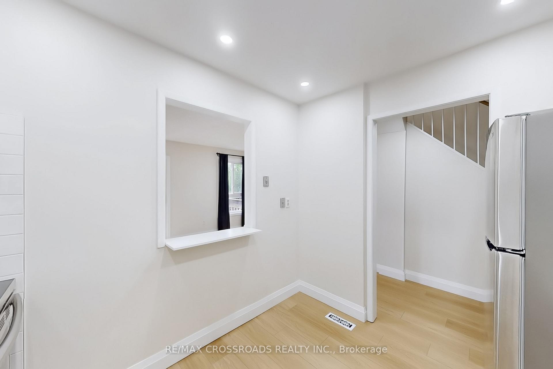 Photo 9 of 59 Sorrell Crescent, Markham, Milliken Mills East — HOMEH
