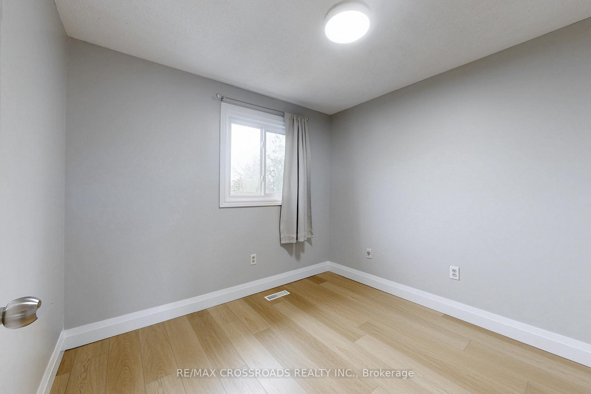 Photo 18 of 59 Sorrell Crescent, Markham, Milliken Mills East — HOMEH