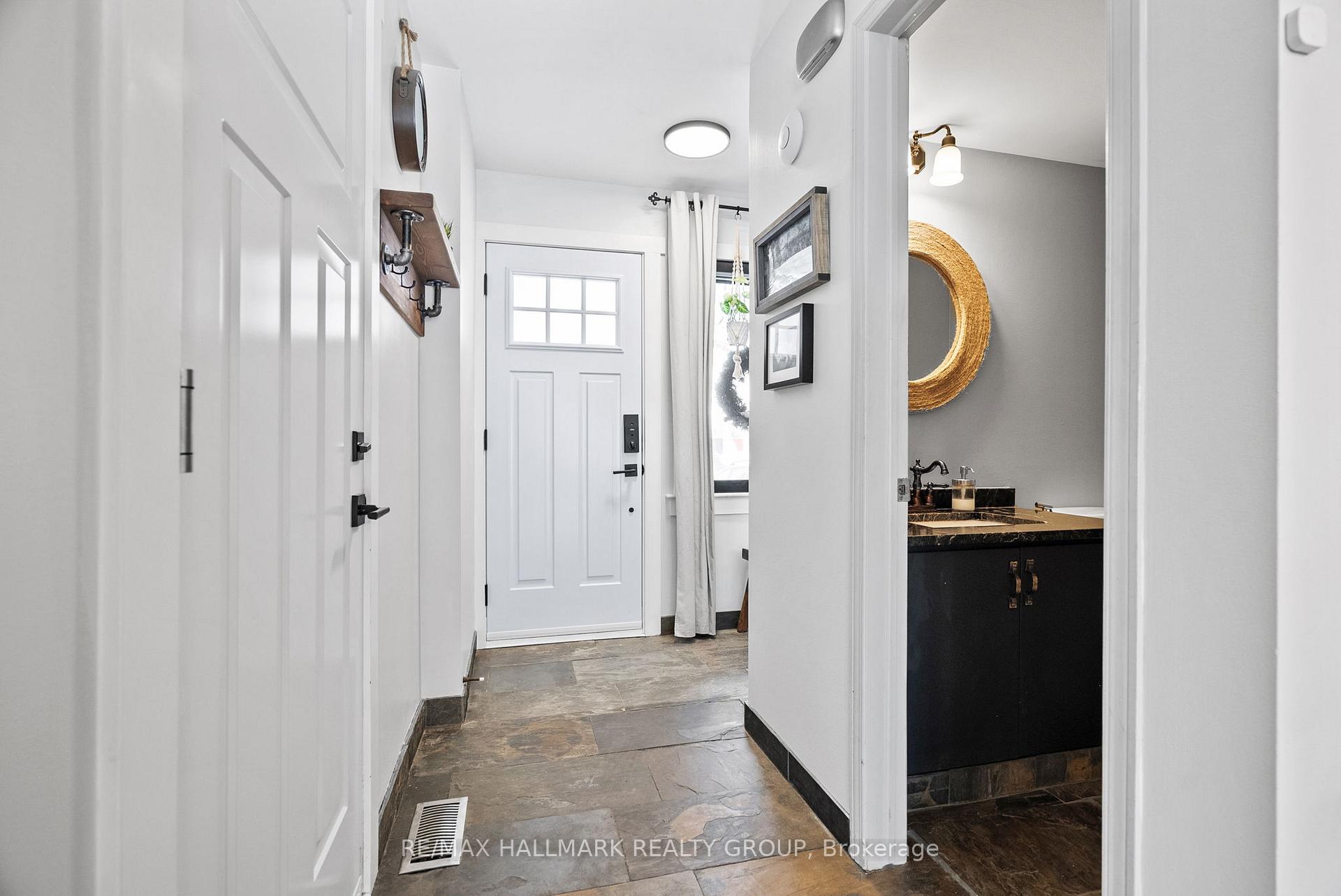 Photo 6 of 44 Kimbolton Crescent, Ottawa, Kanata - Morgan's Grant/South March — HOMEH