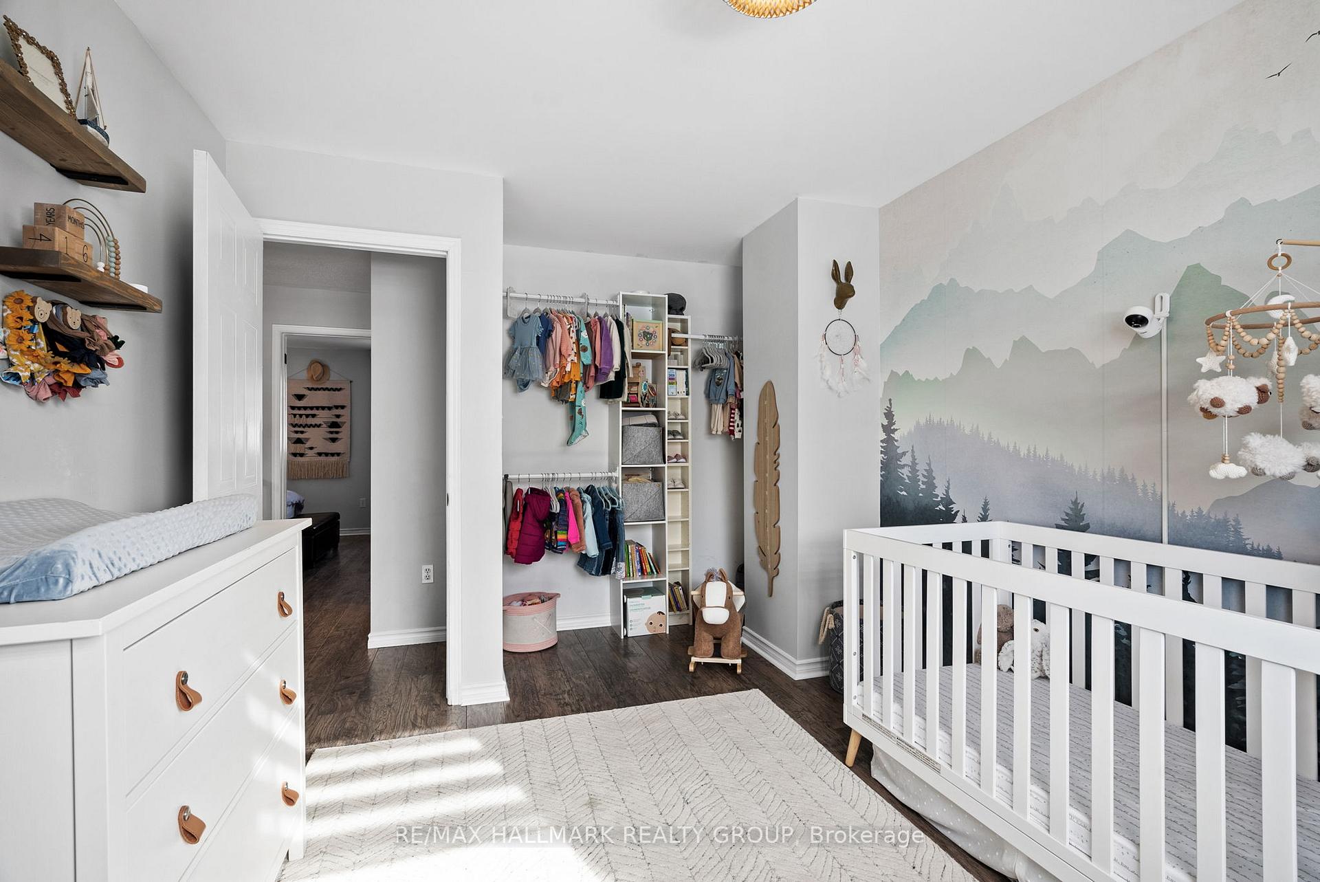 Photo 29 of 44 Kimbolton Crescent, Ottawa, Kanata - Morgan's Grant/South March — HOMEH