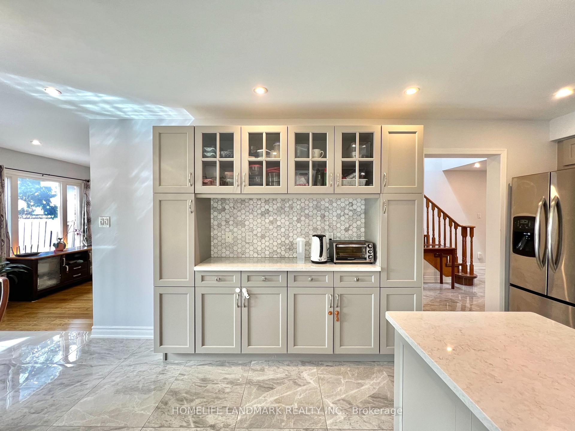 Photo 10 of 37 Stargell Crescent, Markham, Raymerville — HOMEH