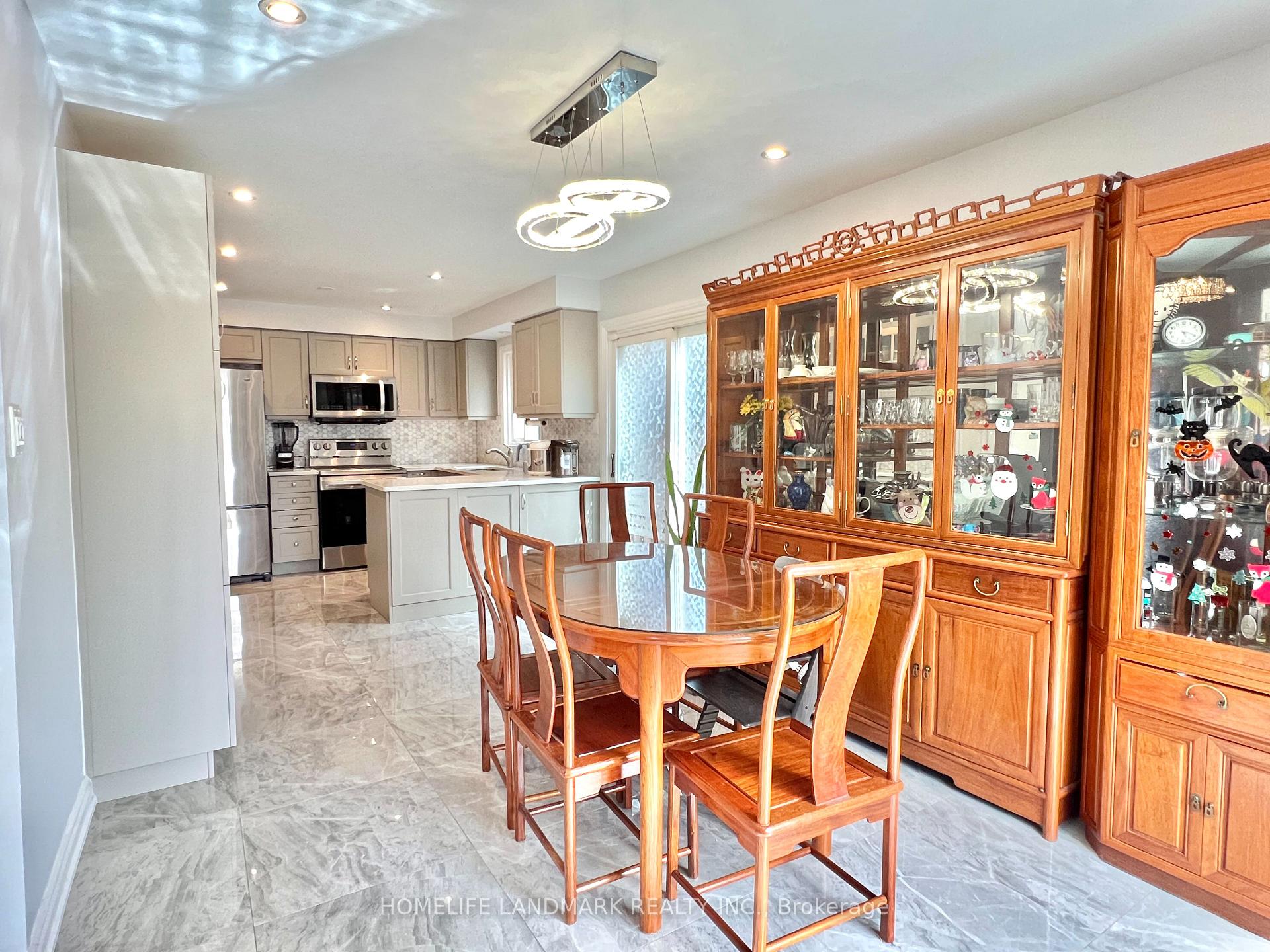 Photo 12 of 37 Stargell Crescent, Markham, Raymerville — HOMEH