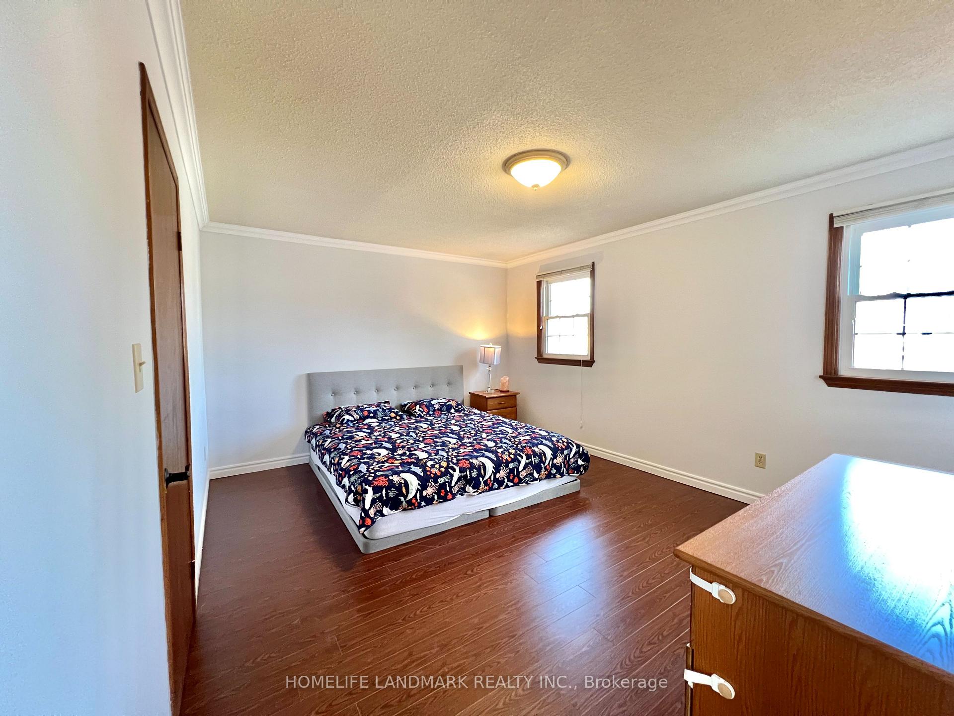 Photo 18 of 37 Stargell Crescent, Markham, Raymerville — HOMEH