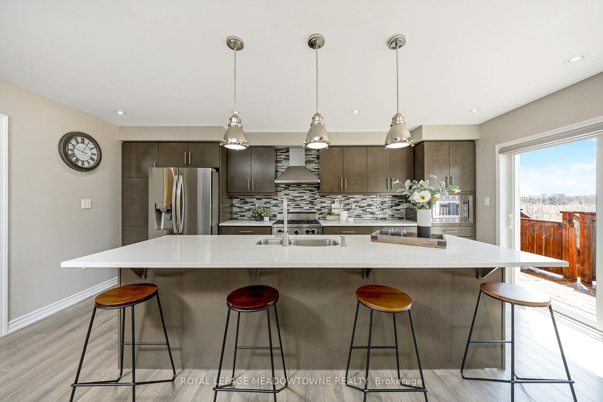 Photo 16 of 307 Yates Drive, Milton, Coates — HOMEH