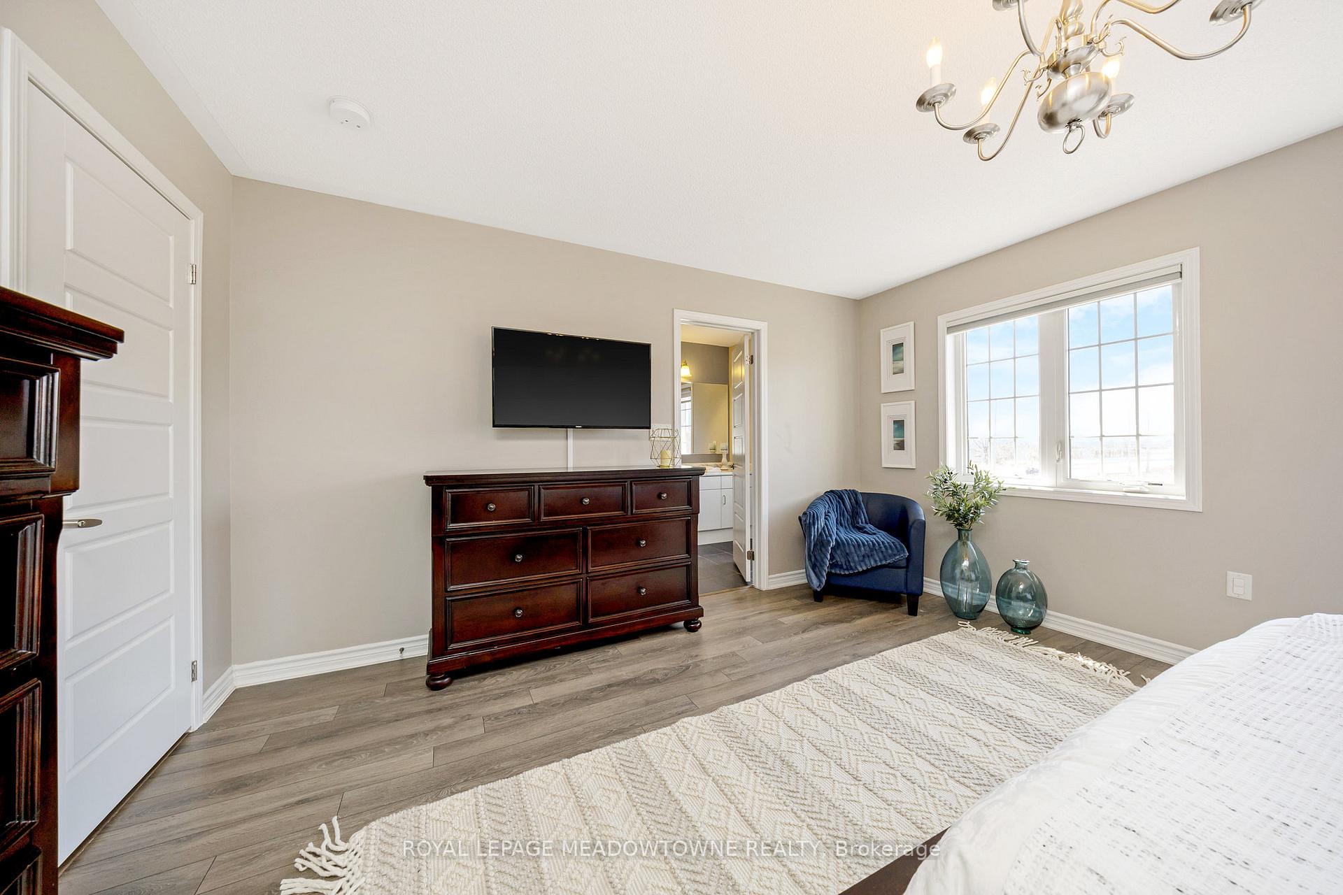 Photo 30 of 307 Yates Drive, Milton, Coates — HOMEH