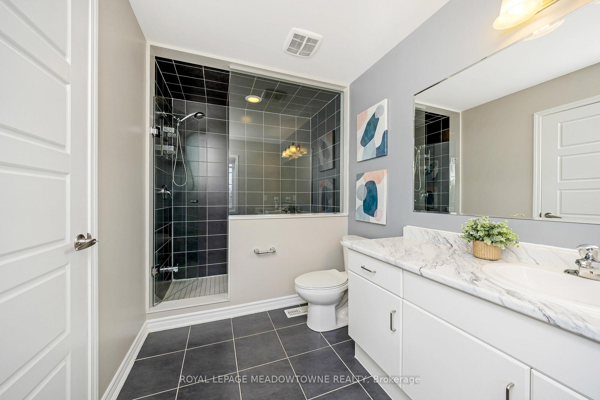 Photo 32 of 307 Yates Drive, Milton, Coates — HOMEH