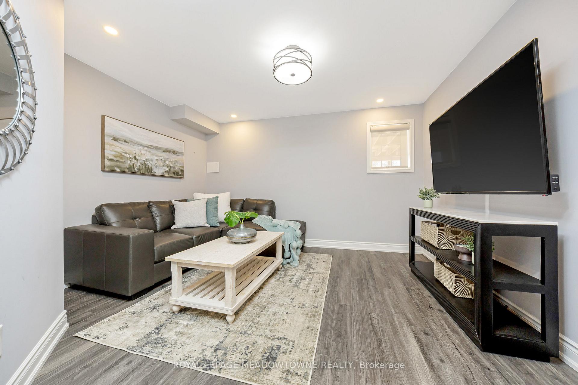 Photo 34 of 307 Yates Drive, Milton, Coates — HOMEH