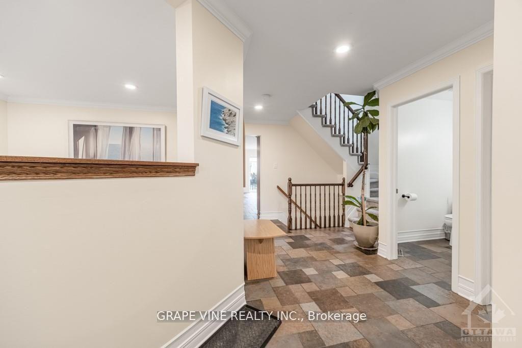 Photo 3 of 109 Shirley'S Brook Drive, Ottawa, Kanata - Morgan's Grant/South March — HOMEH