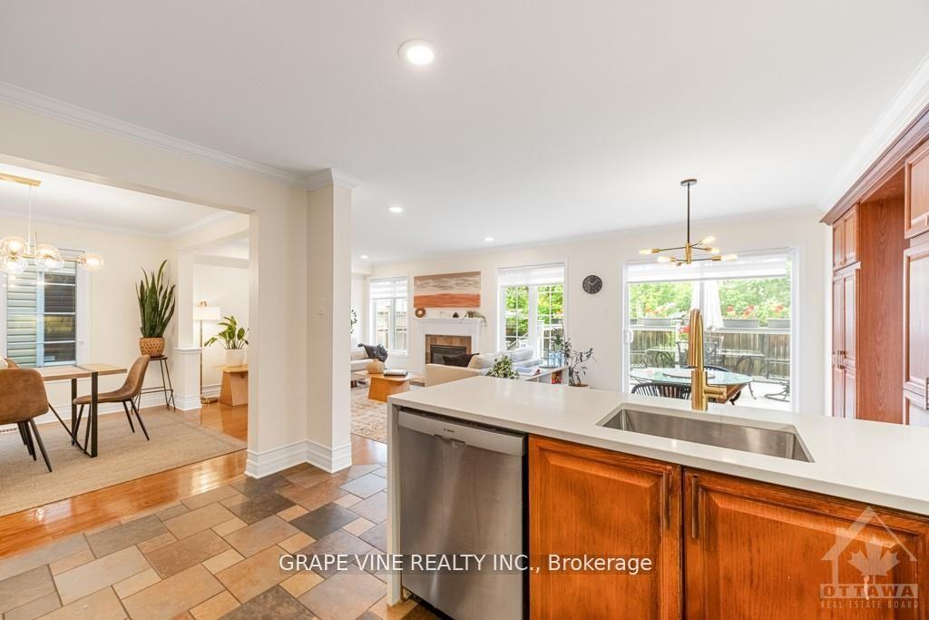 Photo 9 of 109 Shirley'S Brook Drive, Ottawa, Kanata - Morgan's Grant/South March — HOMEH