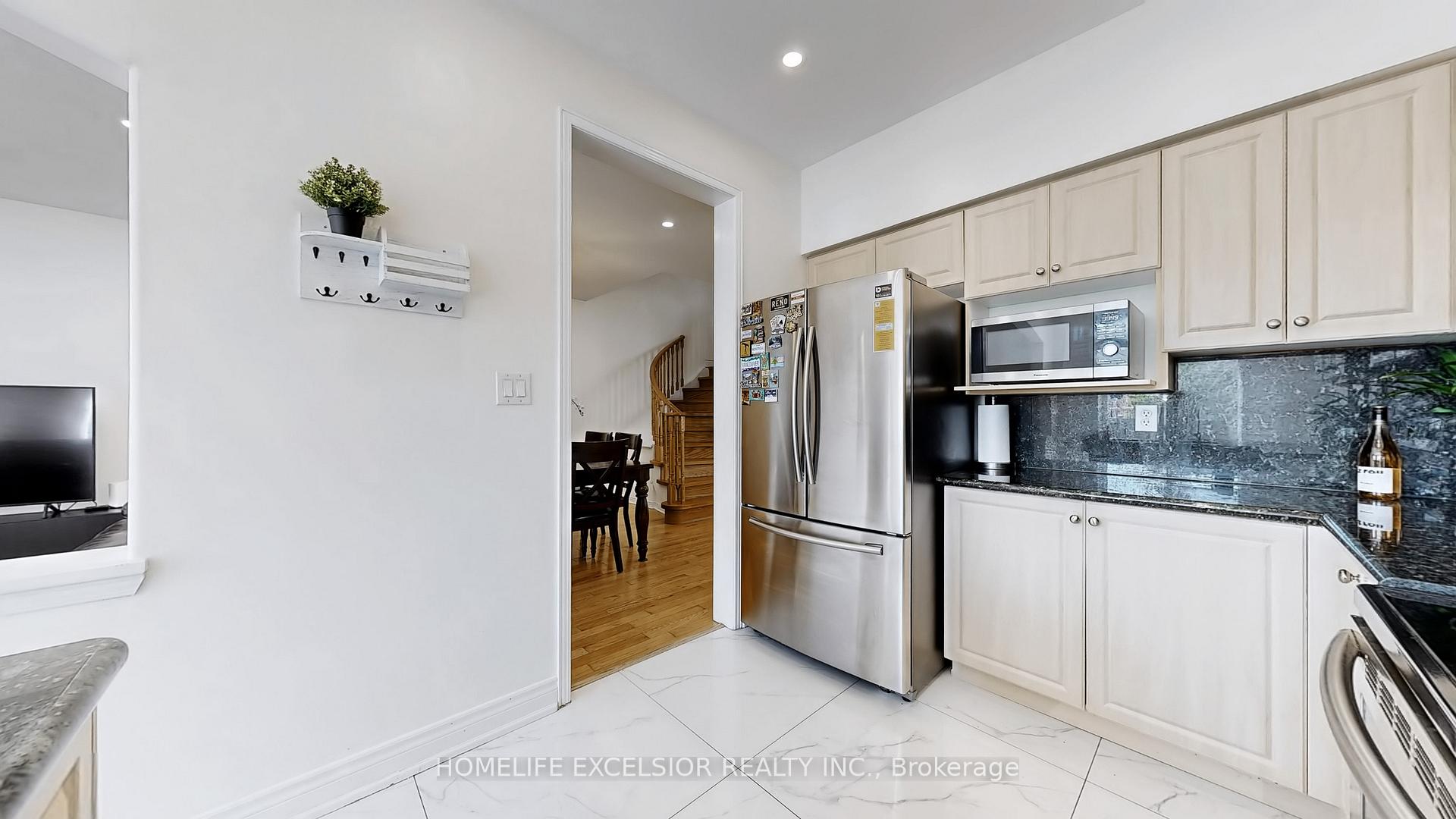 Photo 15 of 36 Cashmere Crescent, Markham, Milliken Mills East — HOMEH