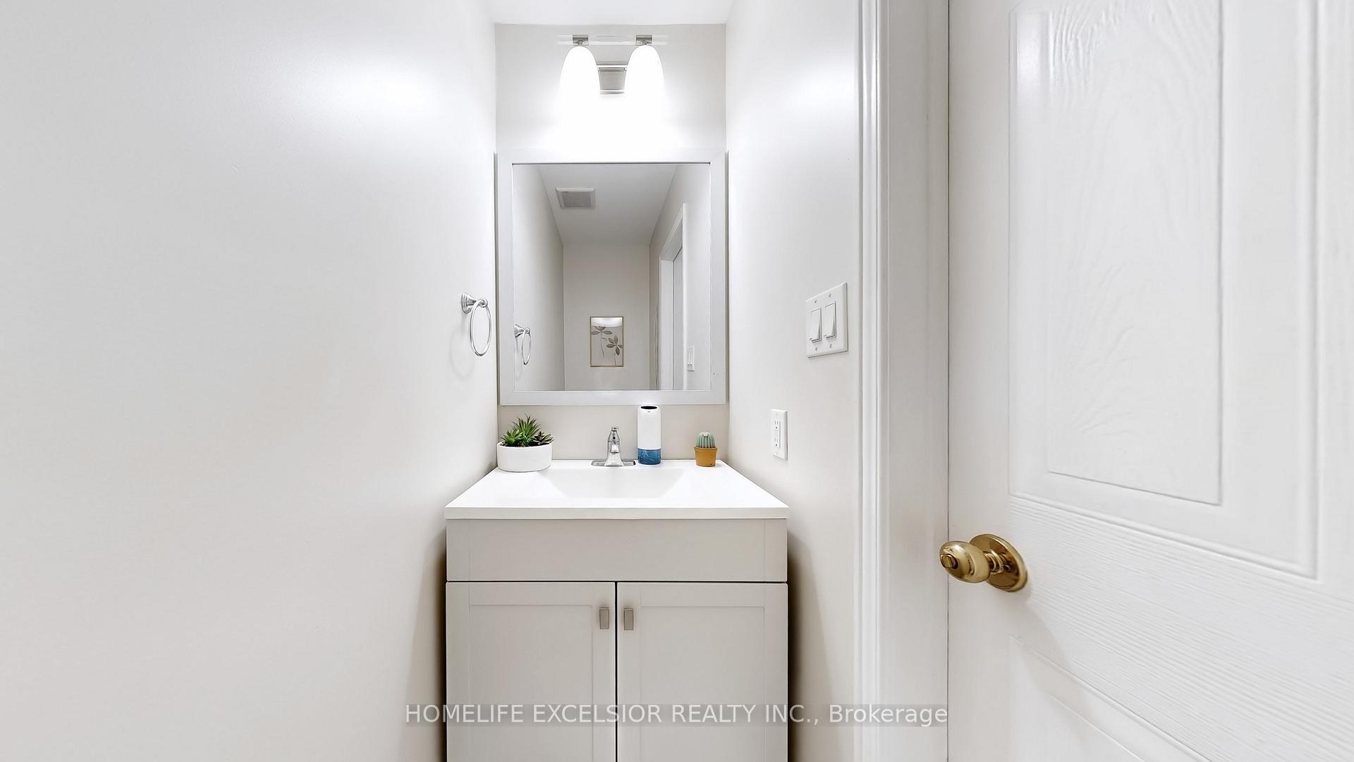 Photo 17 of 36 Cashmere Crescent, Markham, Milliken Mills East — HOMEH