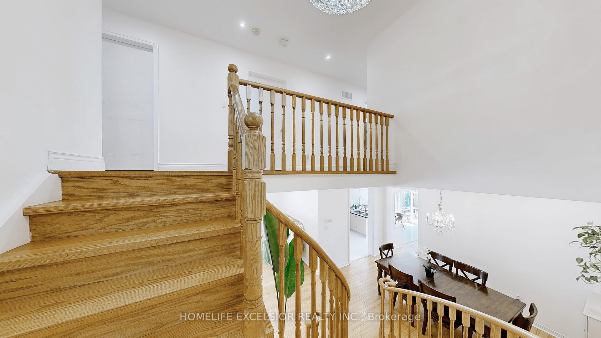 Photo 20 of 36 Cashmere Crescent, Markham, Milliken Mills East — HOMEH