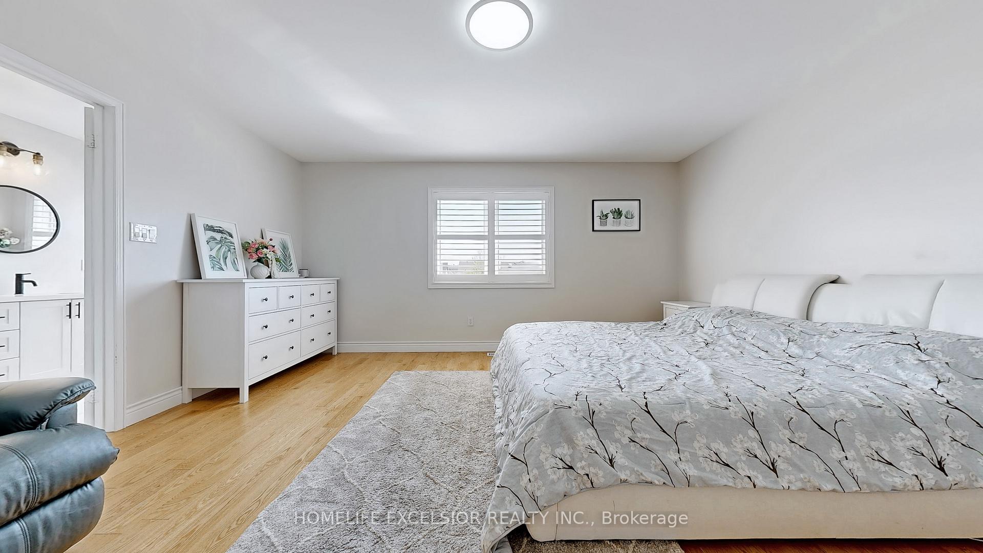 Photo 21 of 36 Cashmere Crescent, Markham, Milliken Mills East — HOMEH