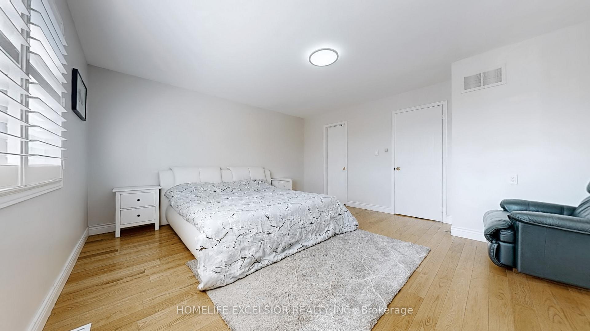 Photo 23 of 36 Cashmere Crescent, Markham, Milliken Mills East — HOMEH