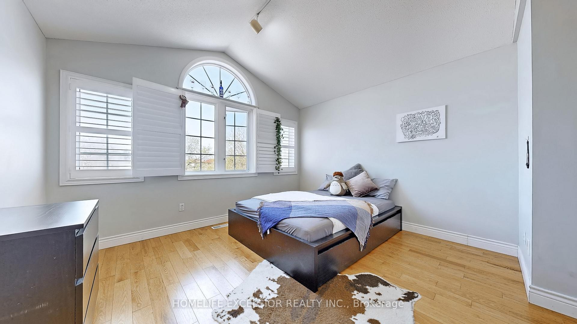 Photo 28 of 36 Cashmere Crescent, Markham, Milliken Mills East — HOMEH