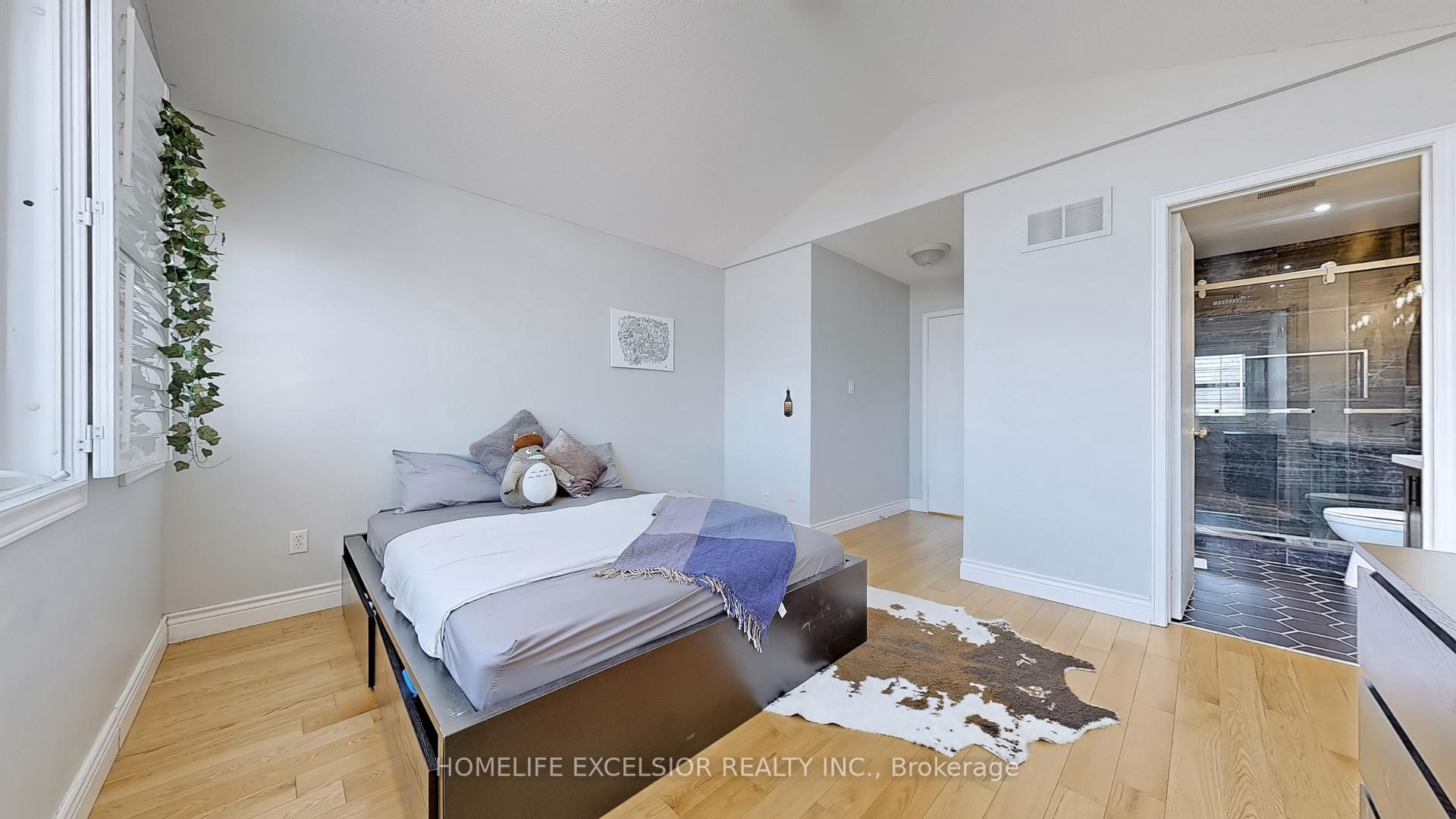 Photo 30 of 36 Cashmere Crescent, Markham, Milliken Mills East — HOMEH