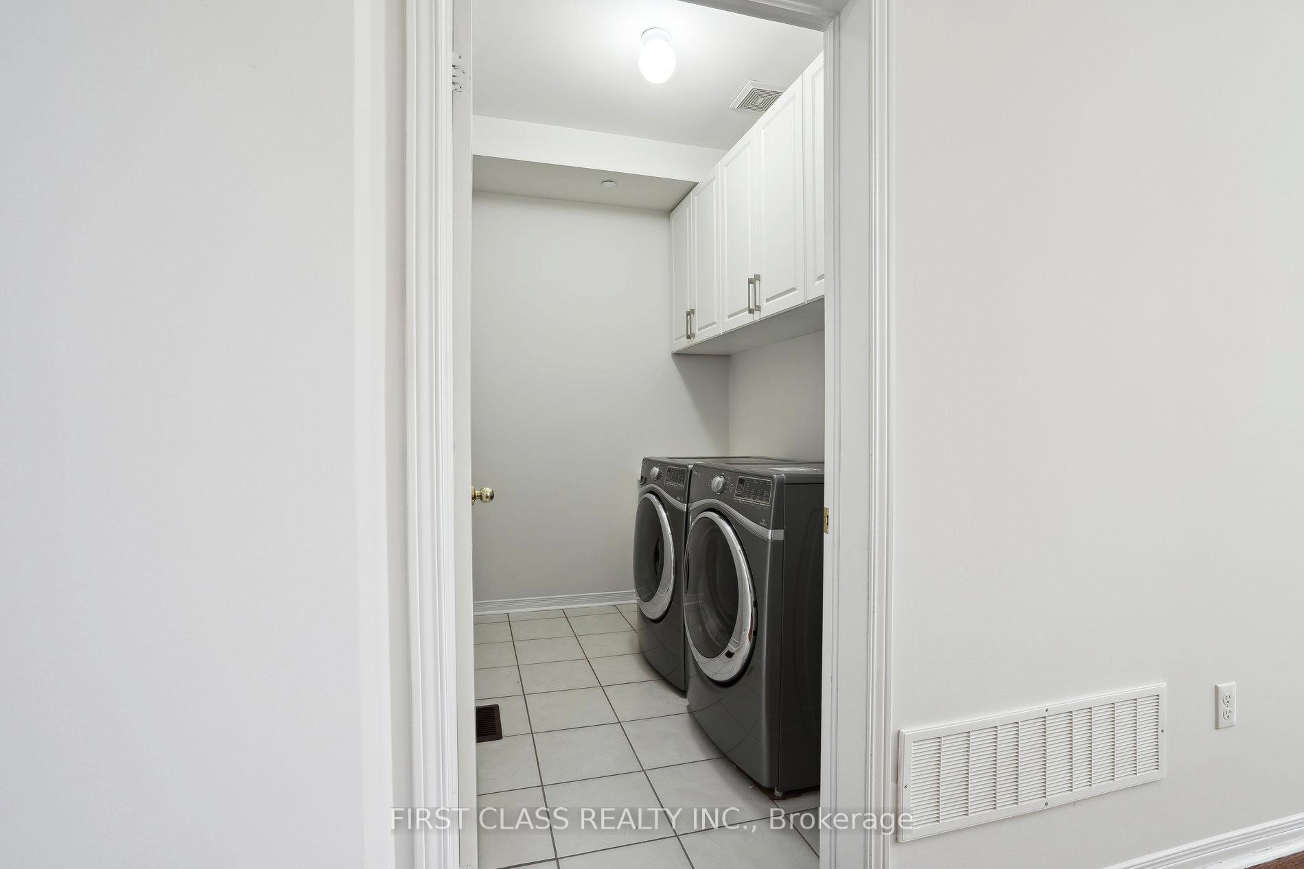 Photo 17 of 19 Jackson Eli Way, Markham, Cedarwood — HOMEH